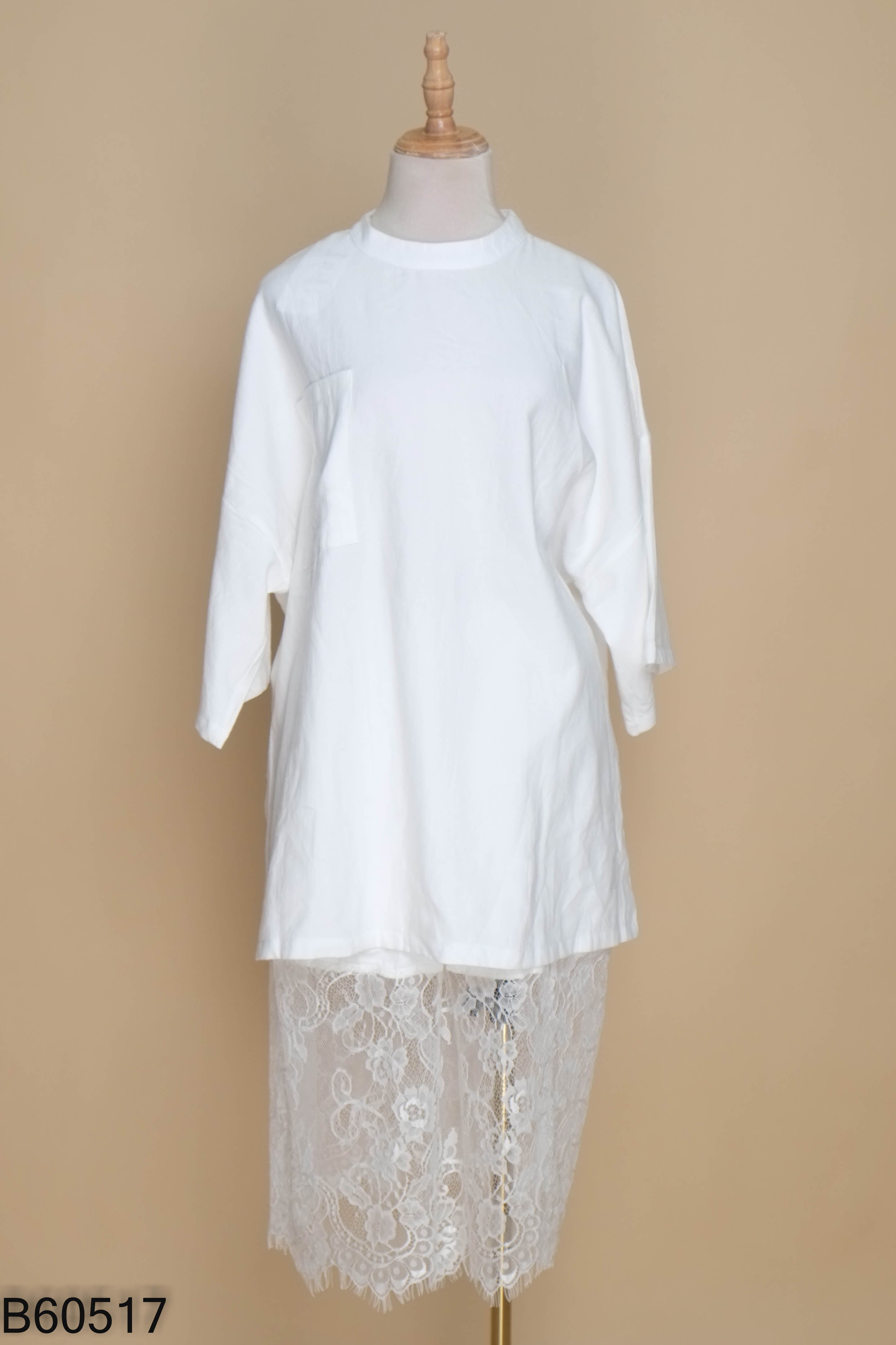 NEWTAG Set MINNA STUDIOS trắng áo + chân váy ren