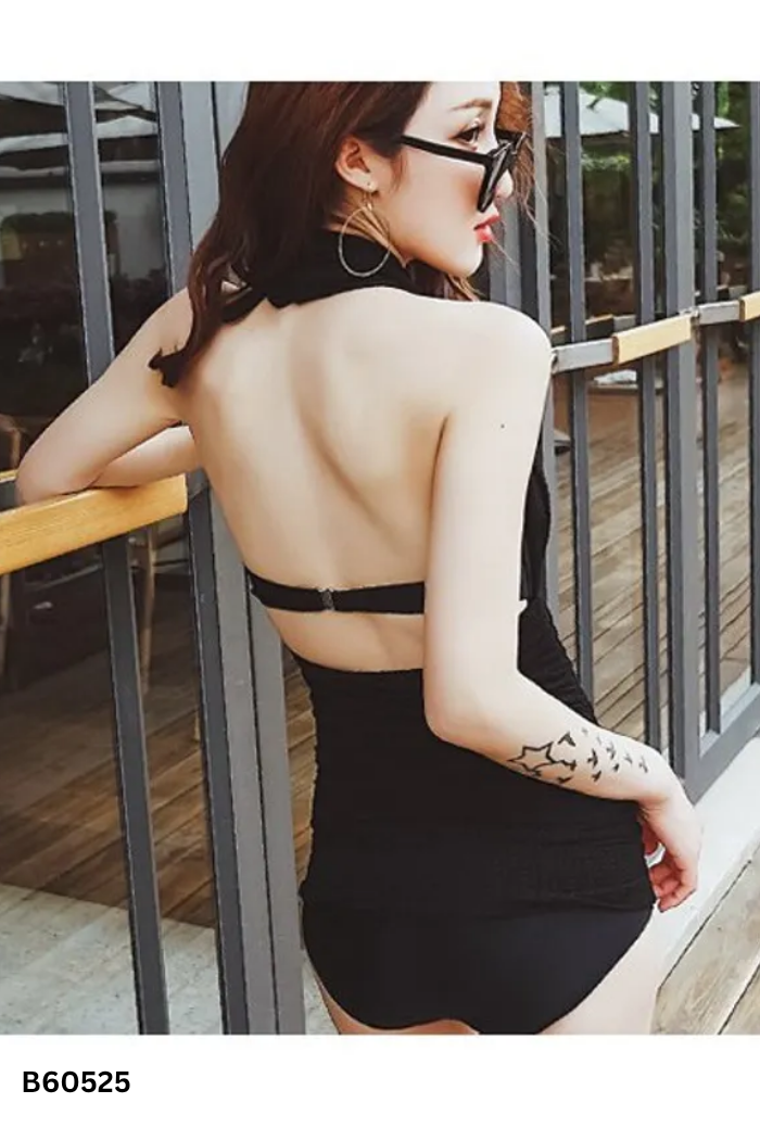 Bikini 1 mảnh đen dúm
