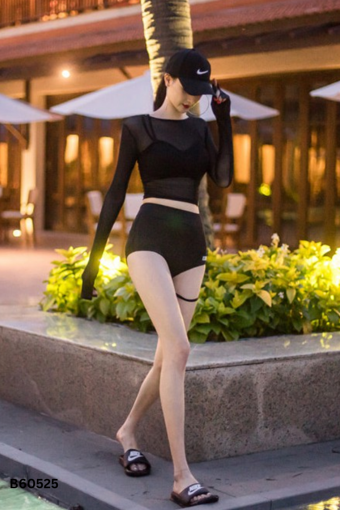 Set 3 món Bikini đen in chữ trắng
