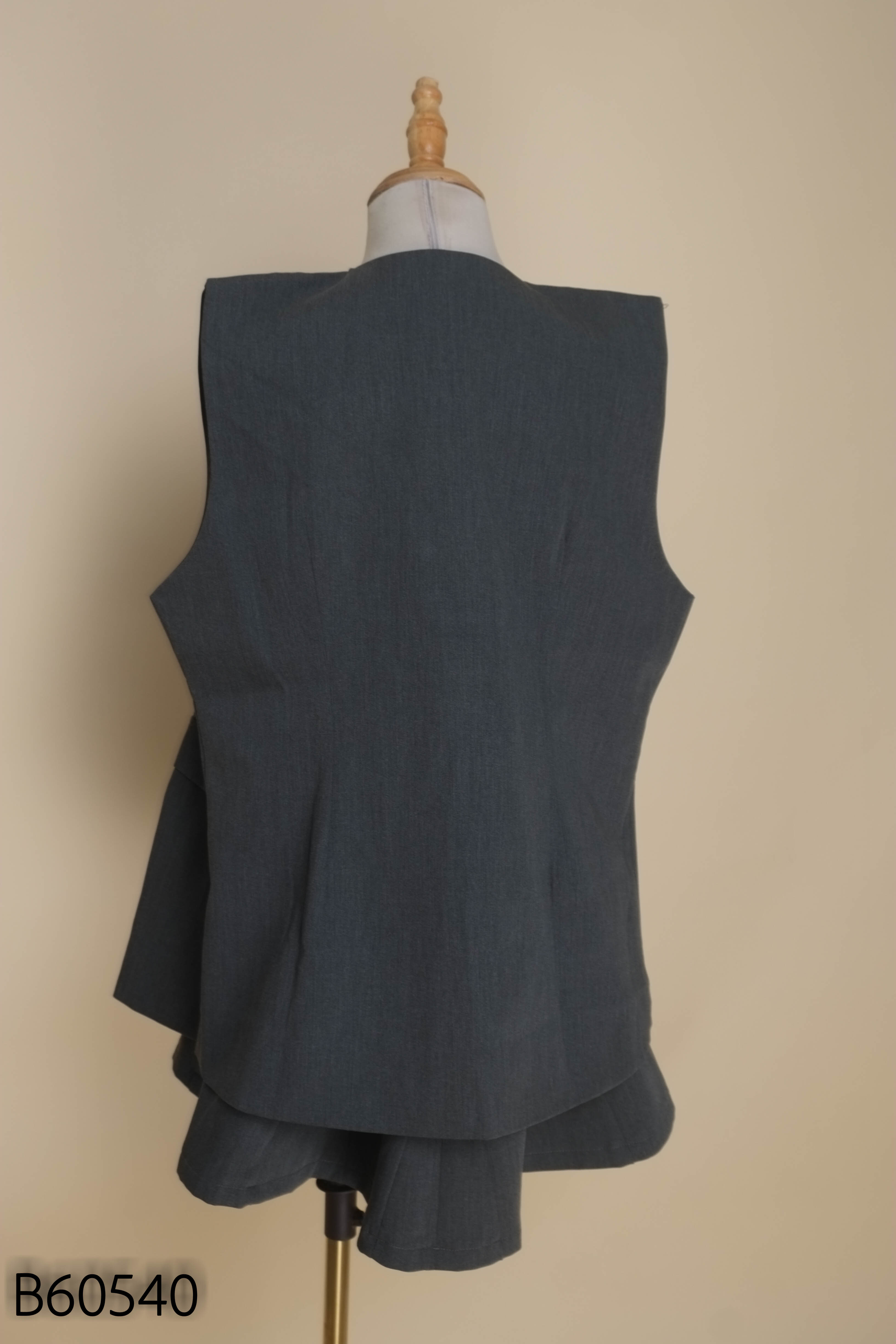 SET áo gile vest REBECCA xám+ chân váy