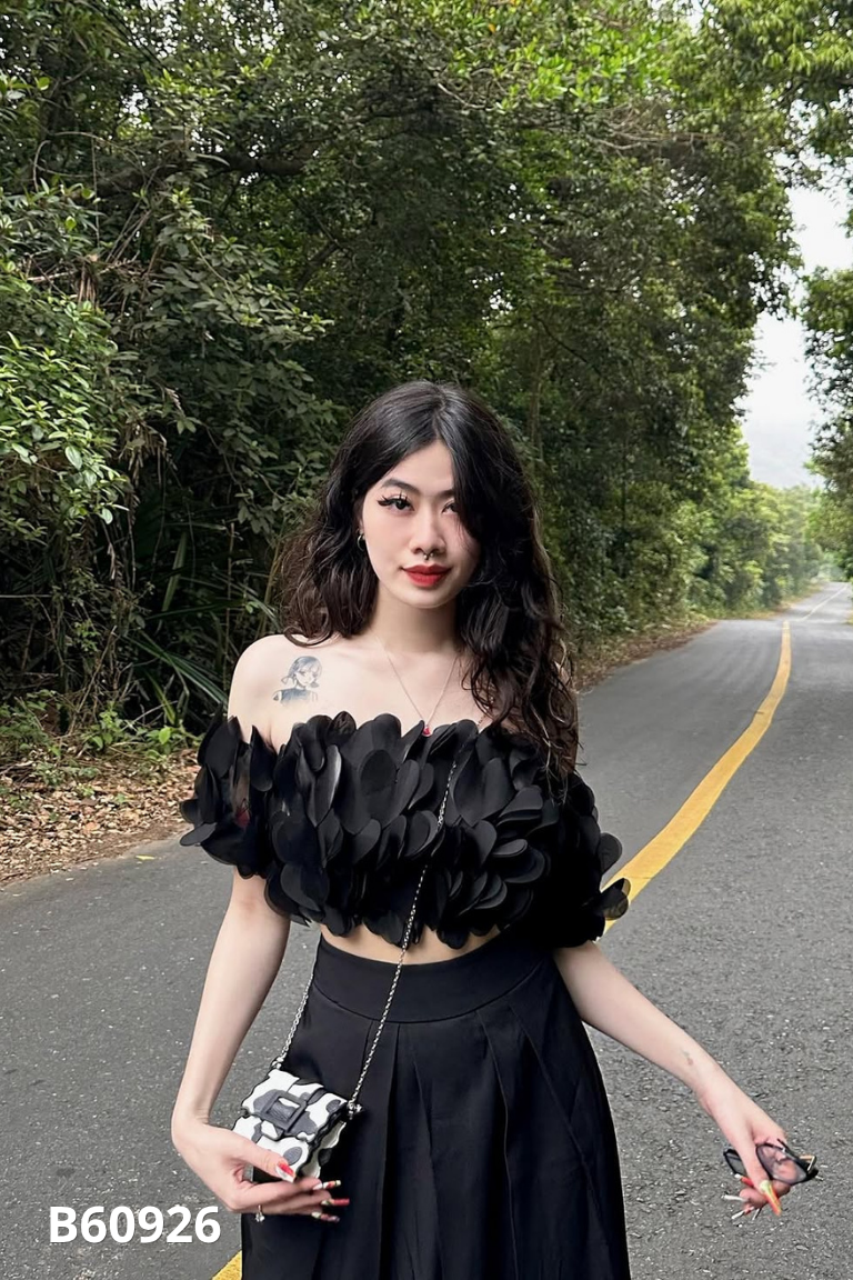 Set Áo cúp lưới đen + Chân váy