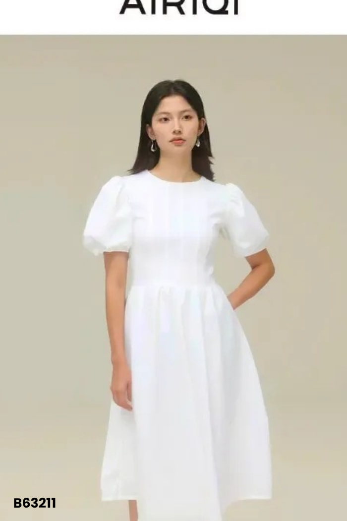 Váy kiểu trắng trơn