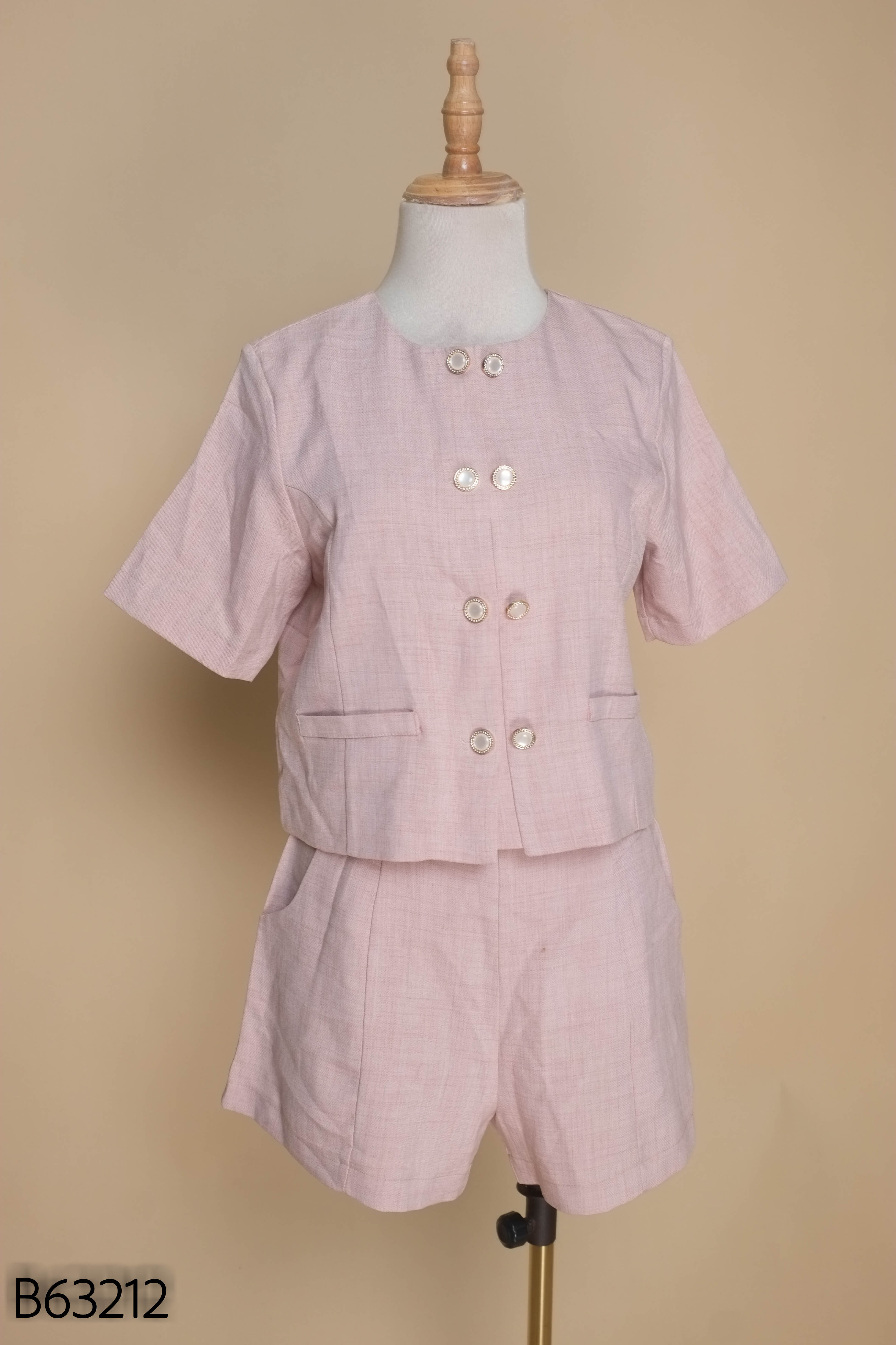 Set Áo hồng cúc ngọc + quần shorts