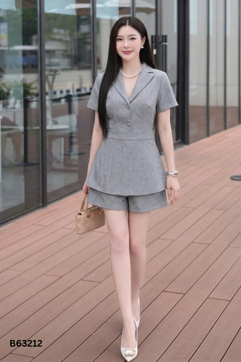 Set Áo xám phối cúc + quần shorts