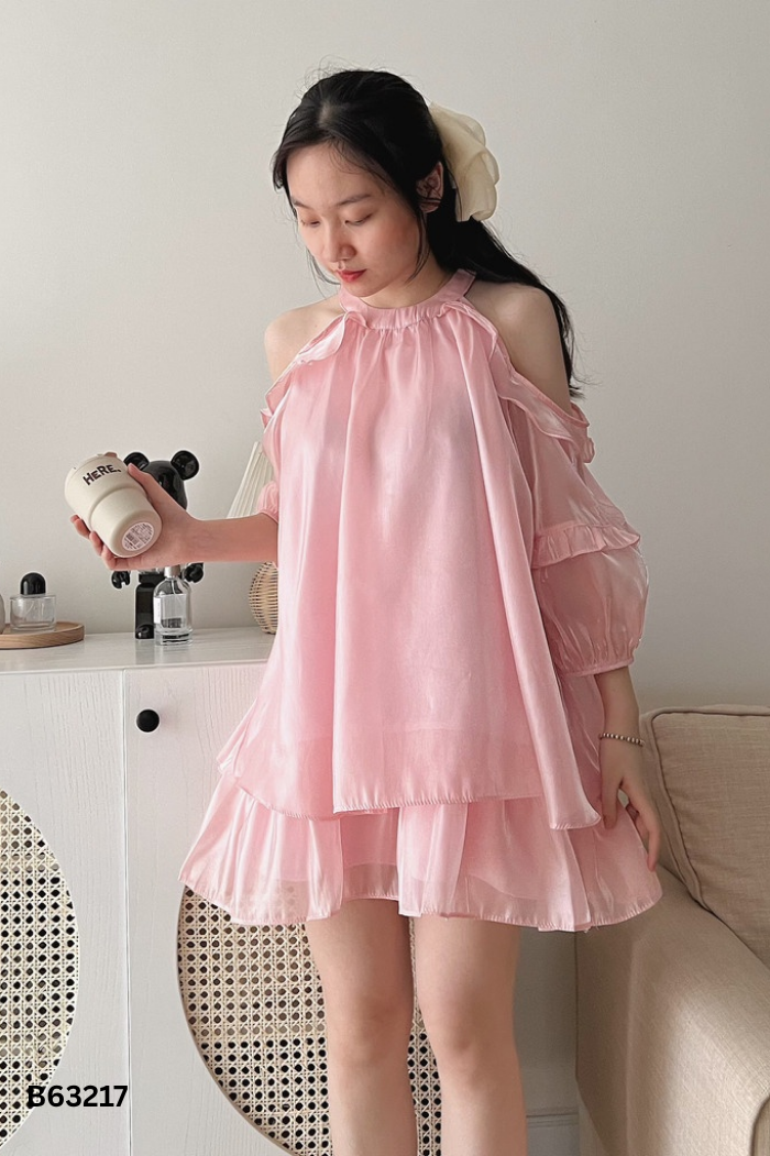 Váy organza hồng hở vai