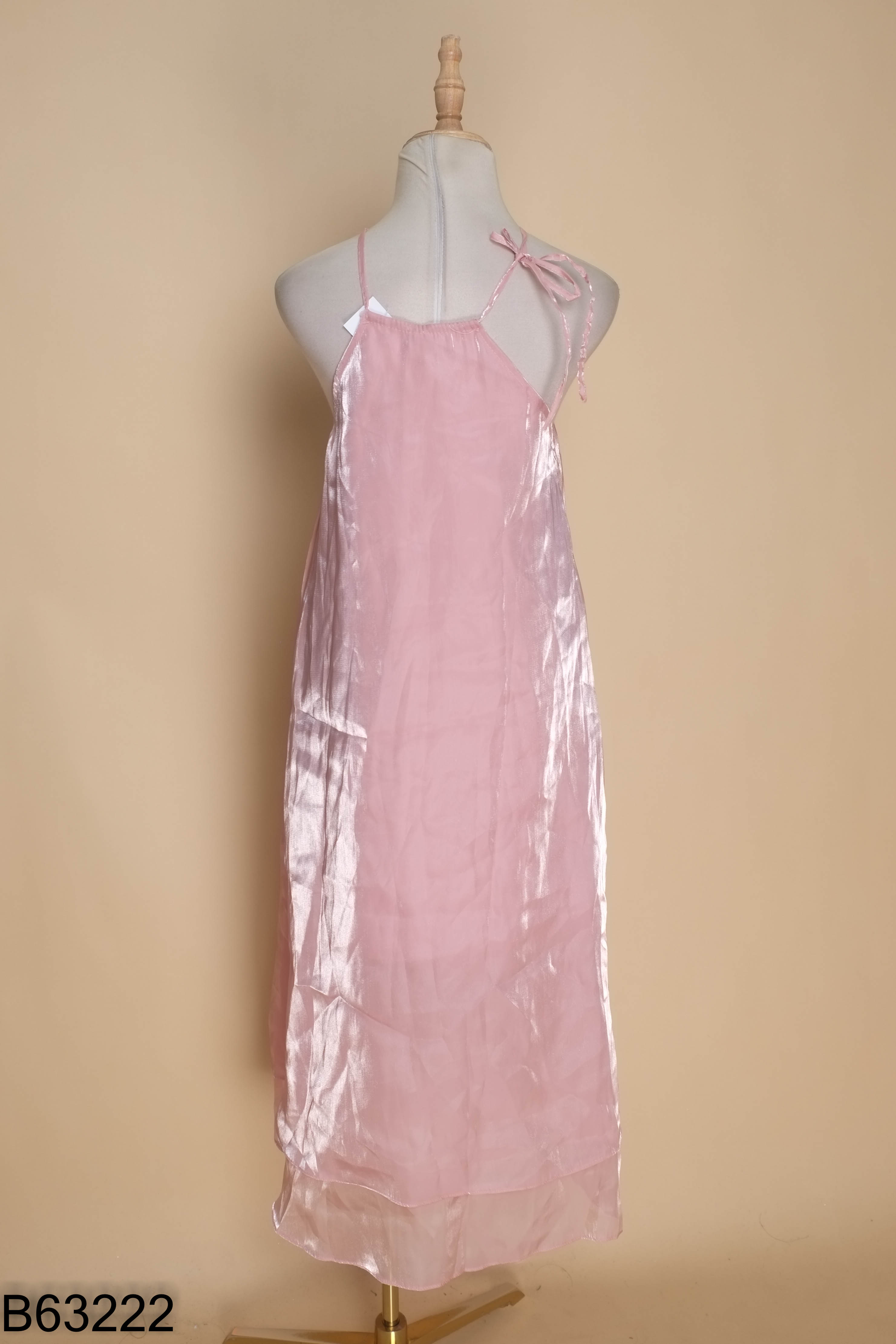 Váy organza hồng cổ yếm