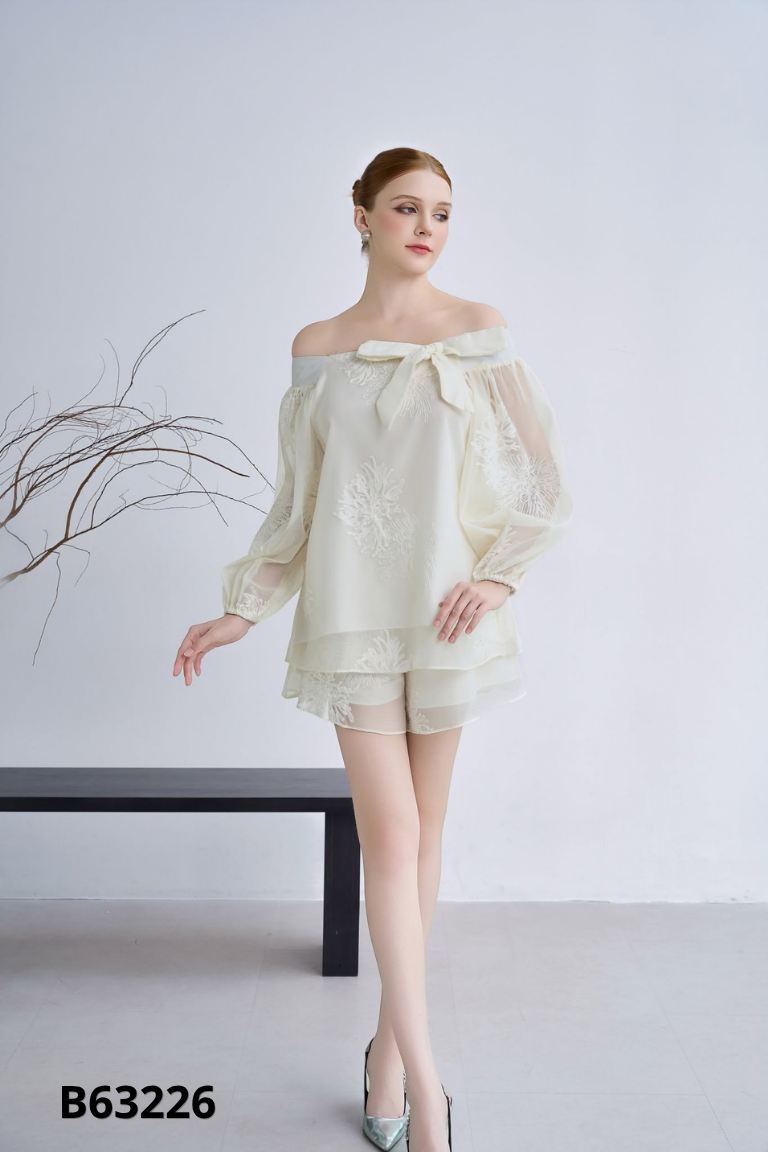Set Áo be voan trễ vai + Quần short