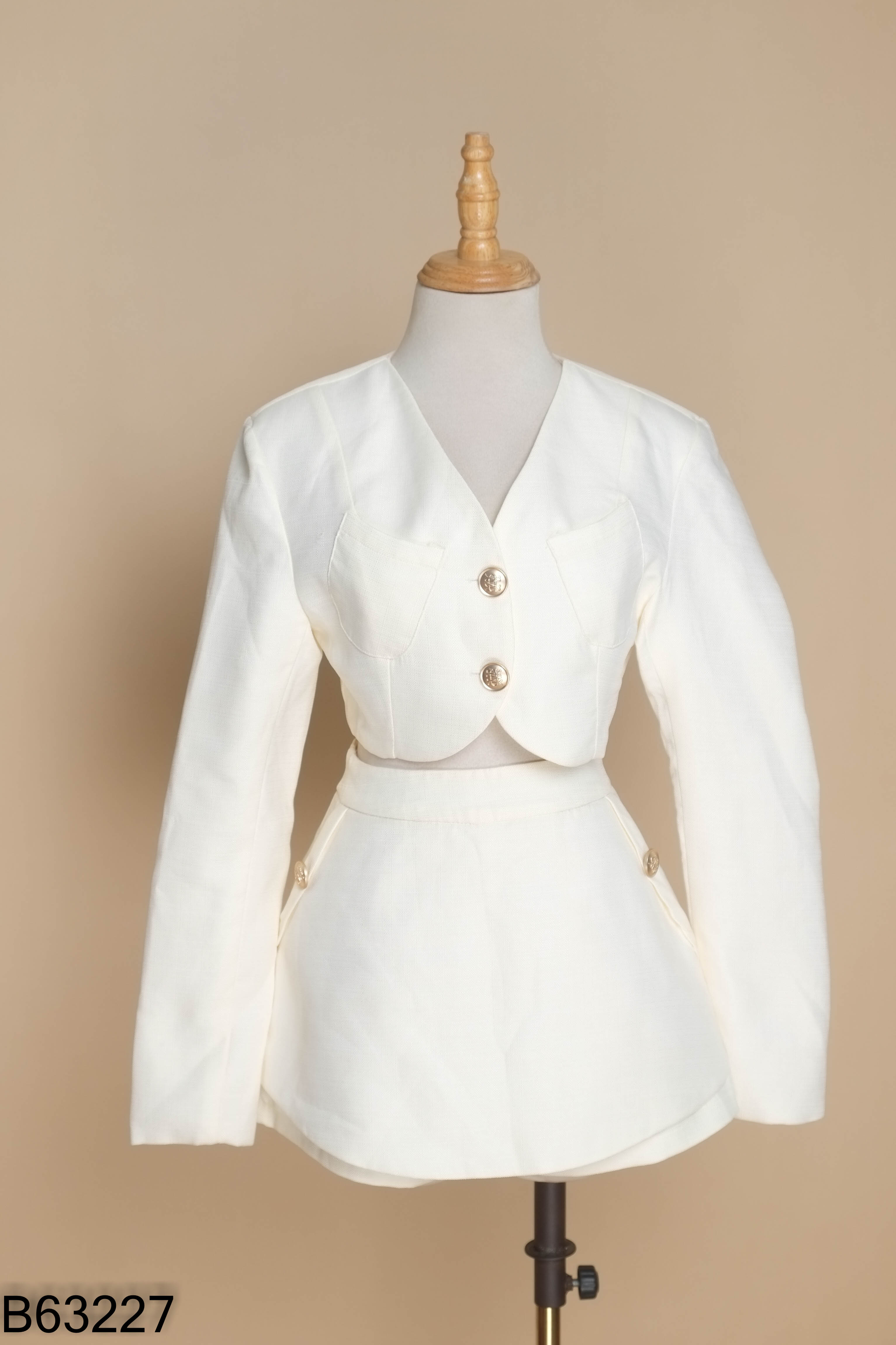 Set CHOU CHOU be áo kiểu + quần shorts