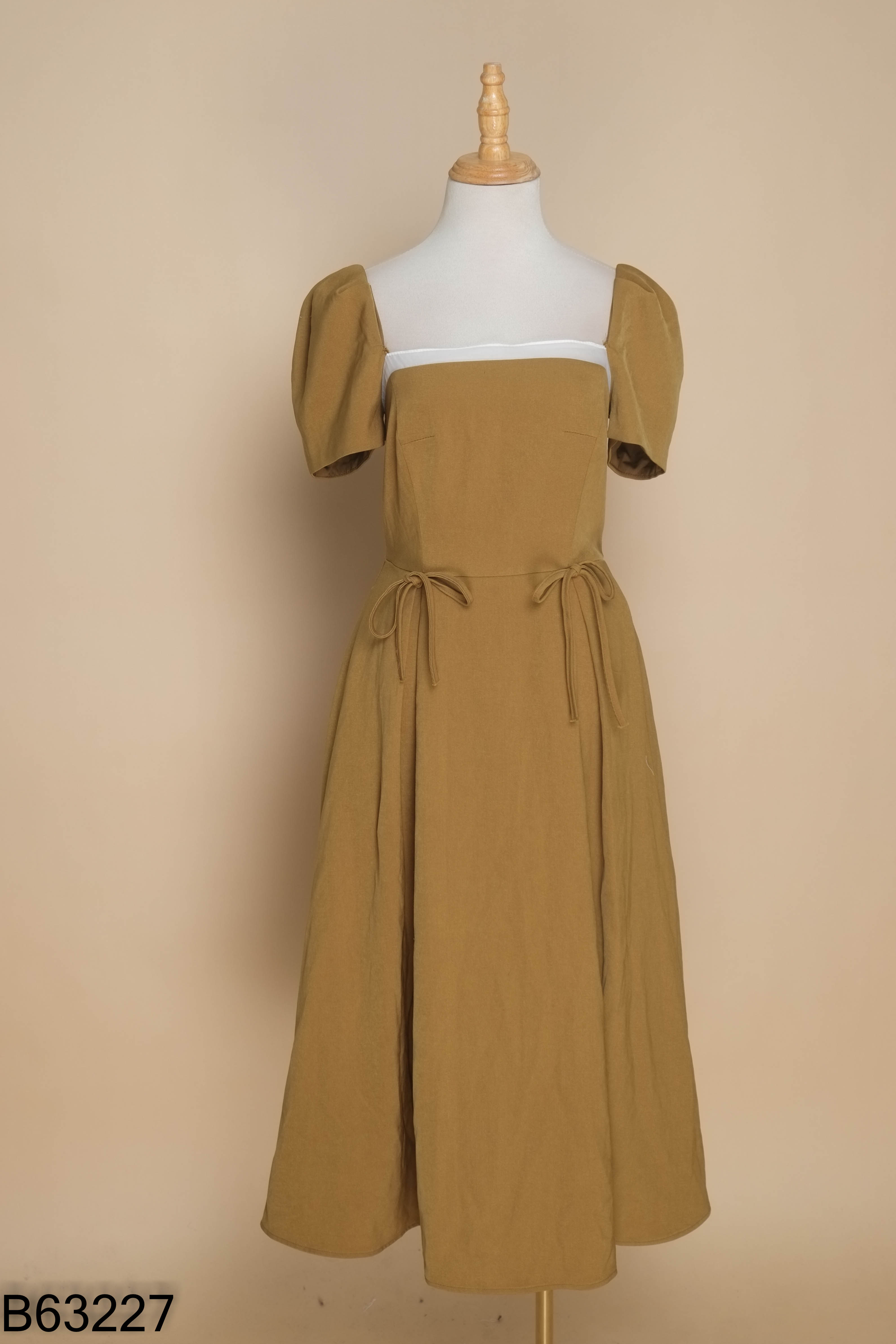 NEWTAG Váy PHUONG PHAN DESIGN xanh rêu phối be