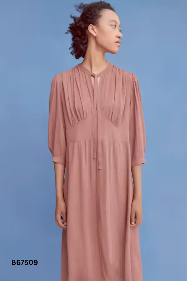 Váy đũi UNIQLO hồng đất