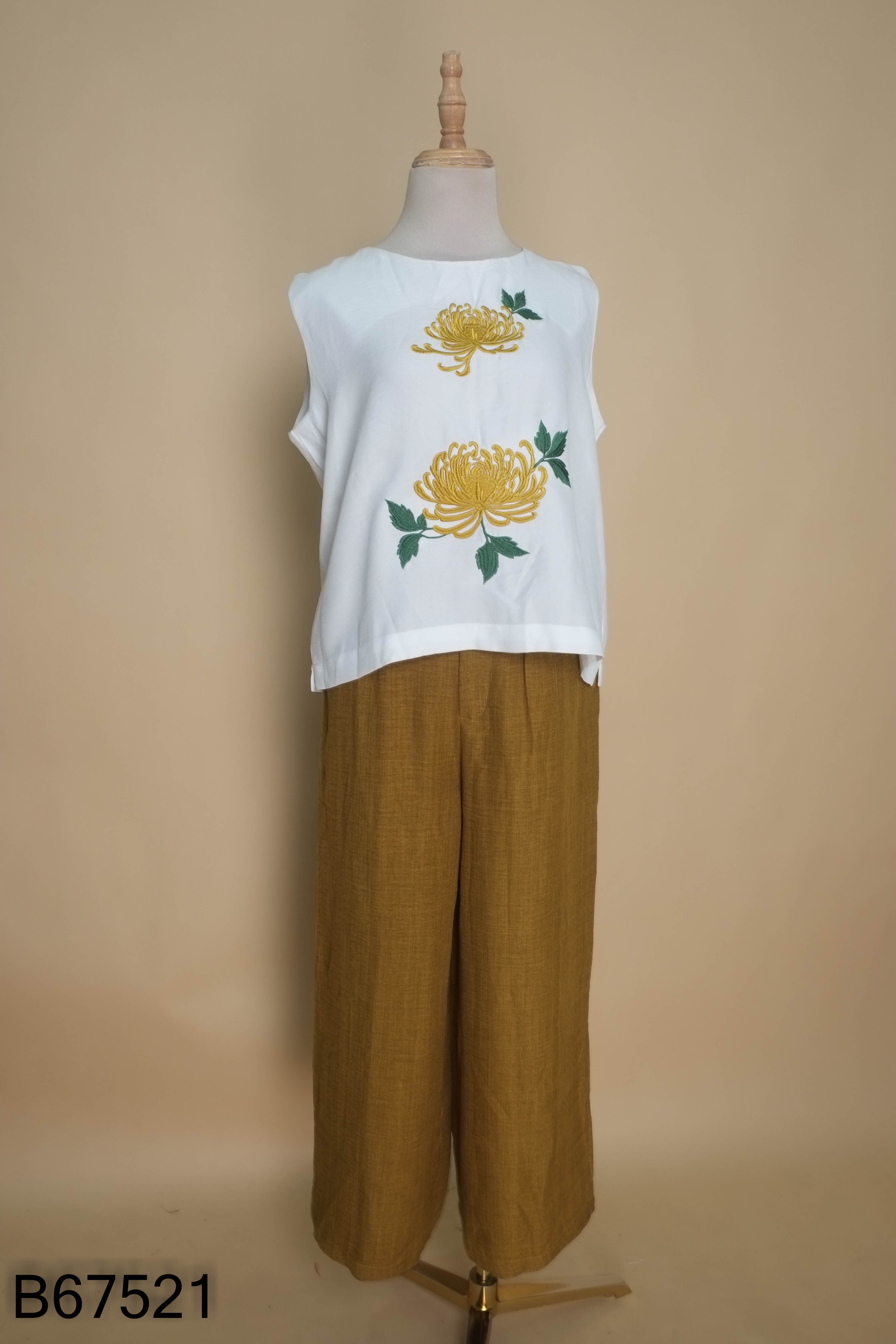 Set áo trắng thêu HY CLOTHINGS+quần