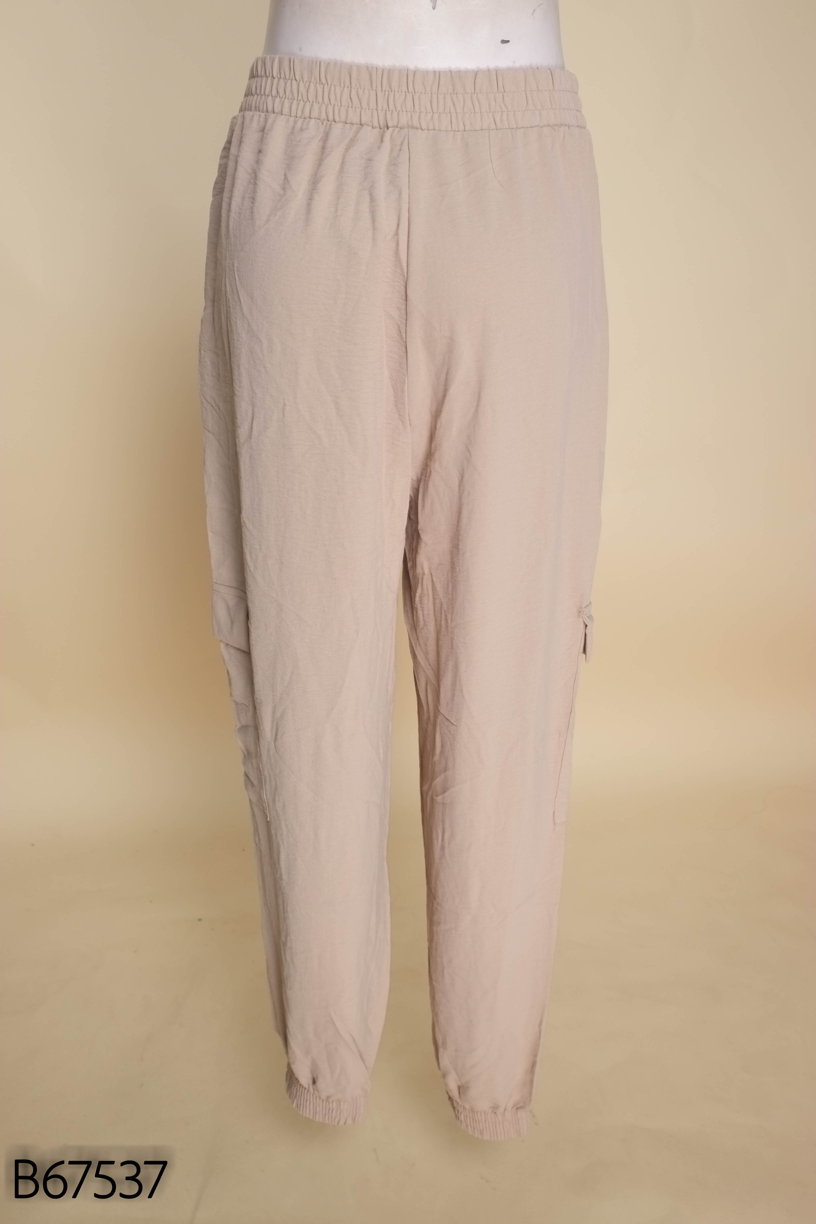 Quần vải be bo chun ống ZARA (xuất)