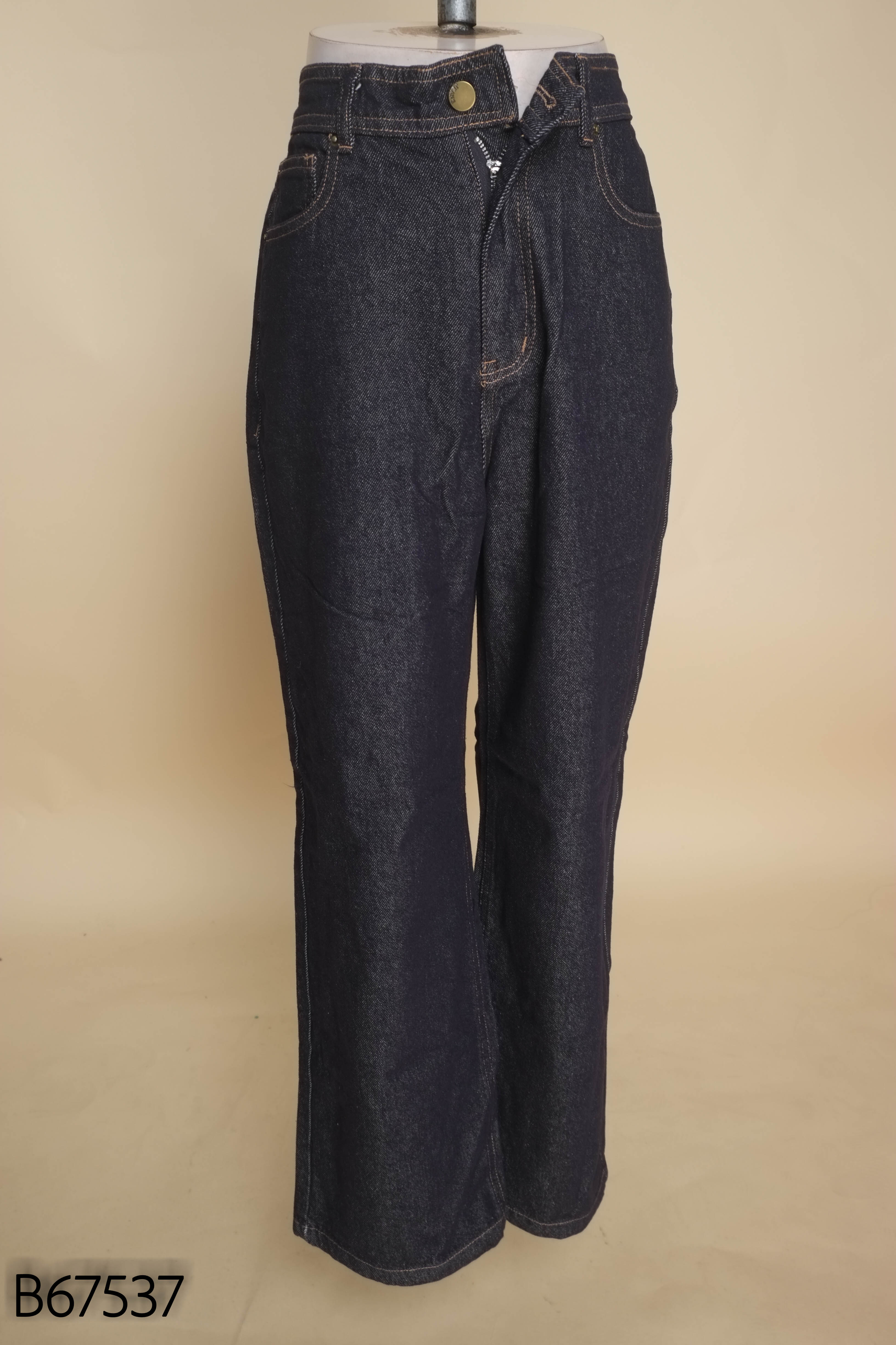 Quần jeans xanh sẫm ống rộng trơn