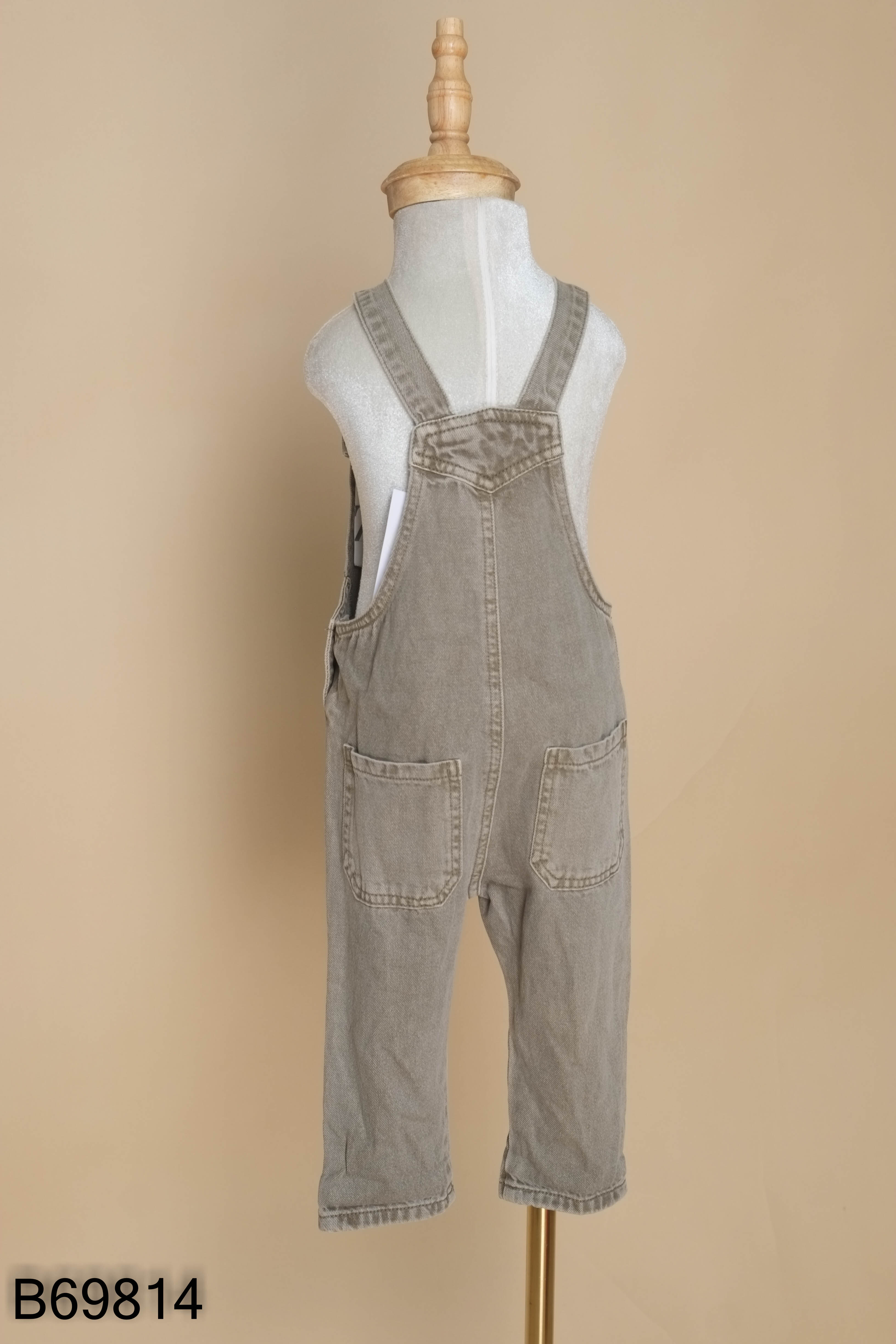 NEWTAG Yếm quần jeans xanh rêu kid