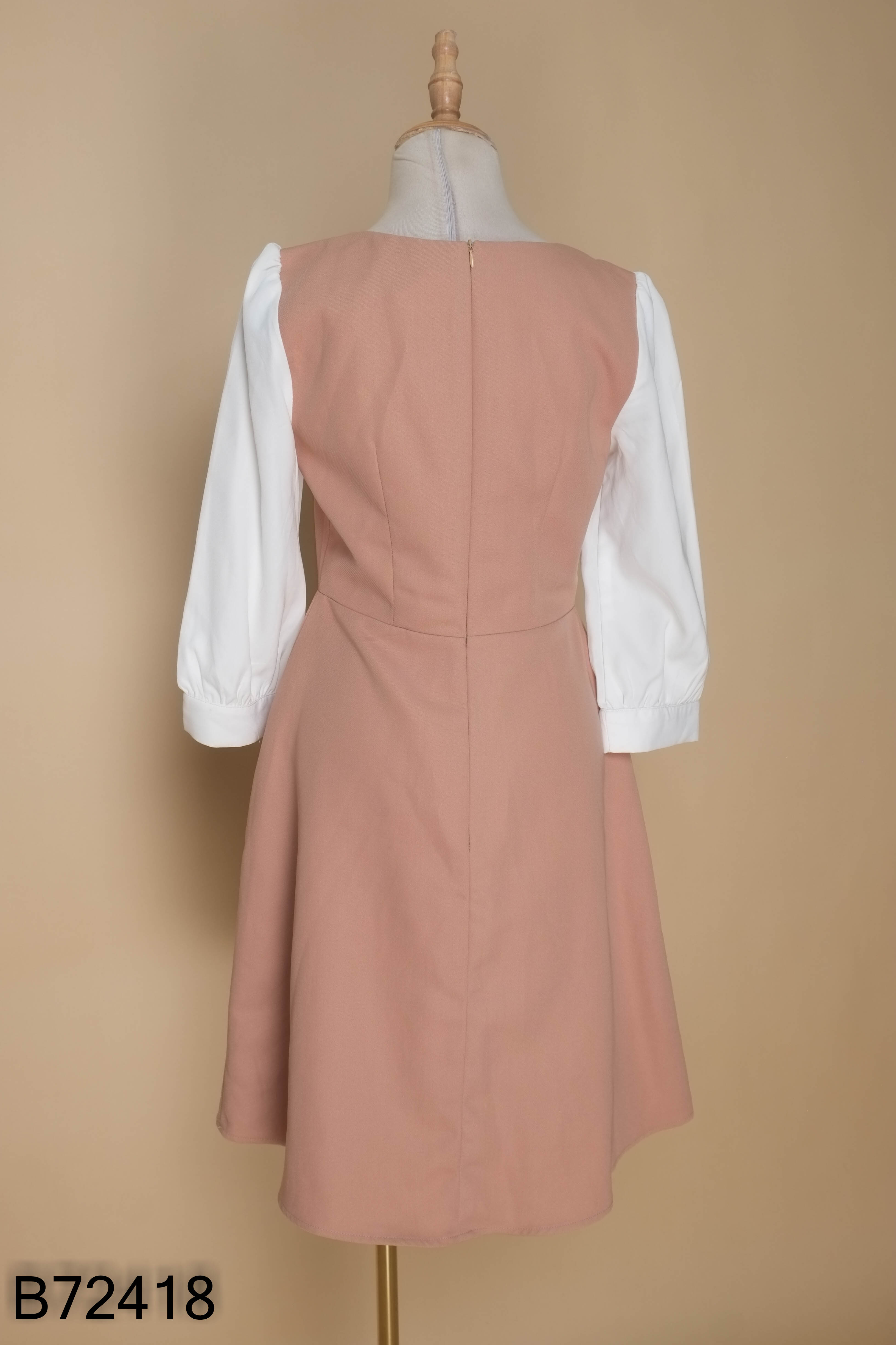 Váy be ADORE DRESS phối viền trắng thêu chữ