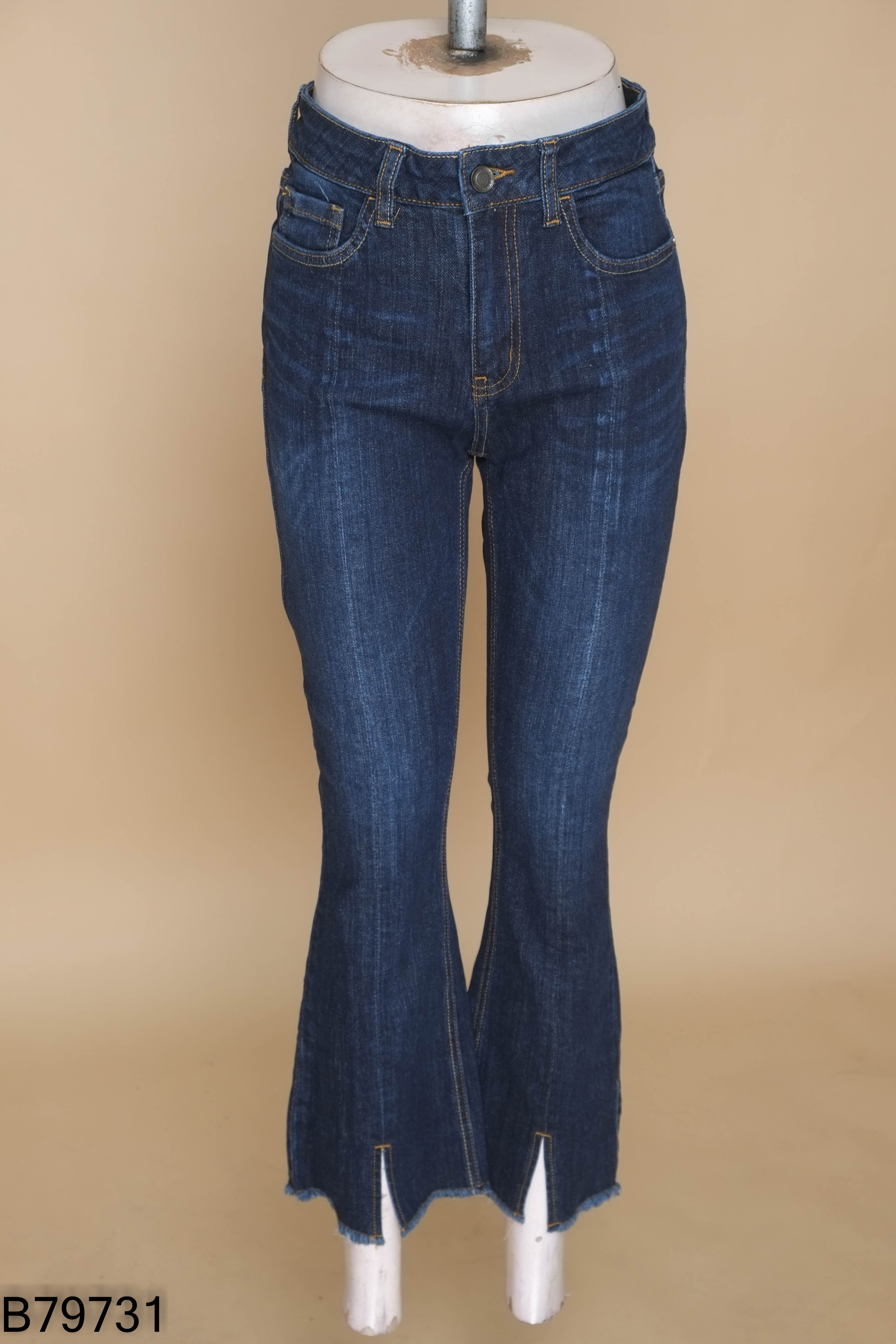 Quần jeans xanh CT JEANS