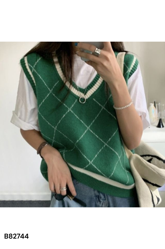 Áo gile len xanh kẻ trắng