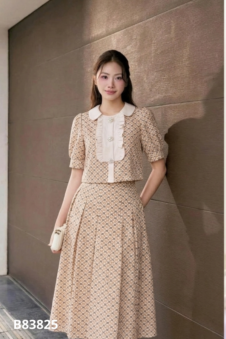 Set Áo be DWEAR HOUSE họa tiết cúc ngọc + chân váy
