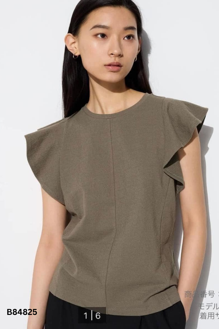 Áo UNIQLO nâu rêu tay bèo