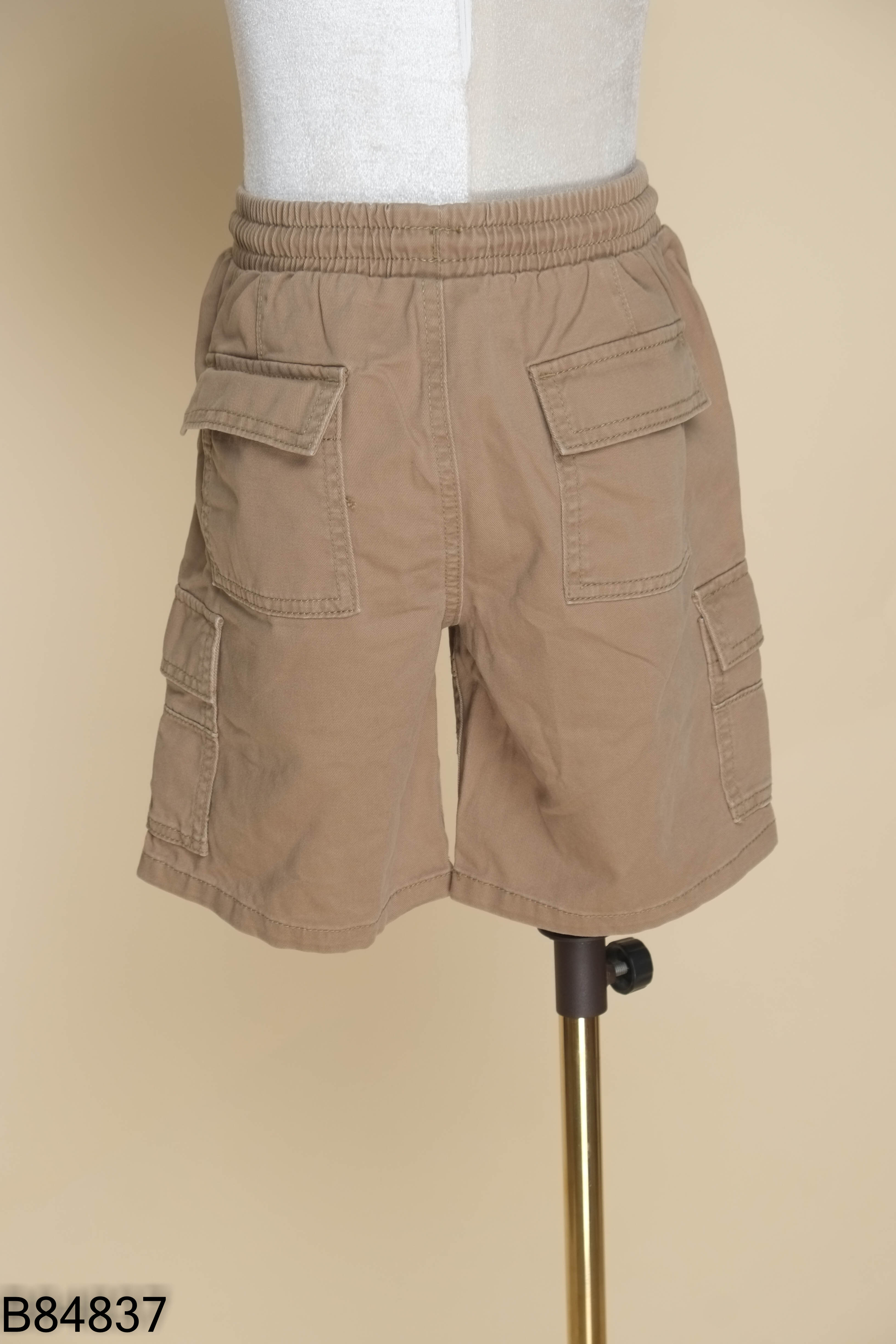 Quần shorts nâu cạp chun KIDS