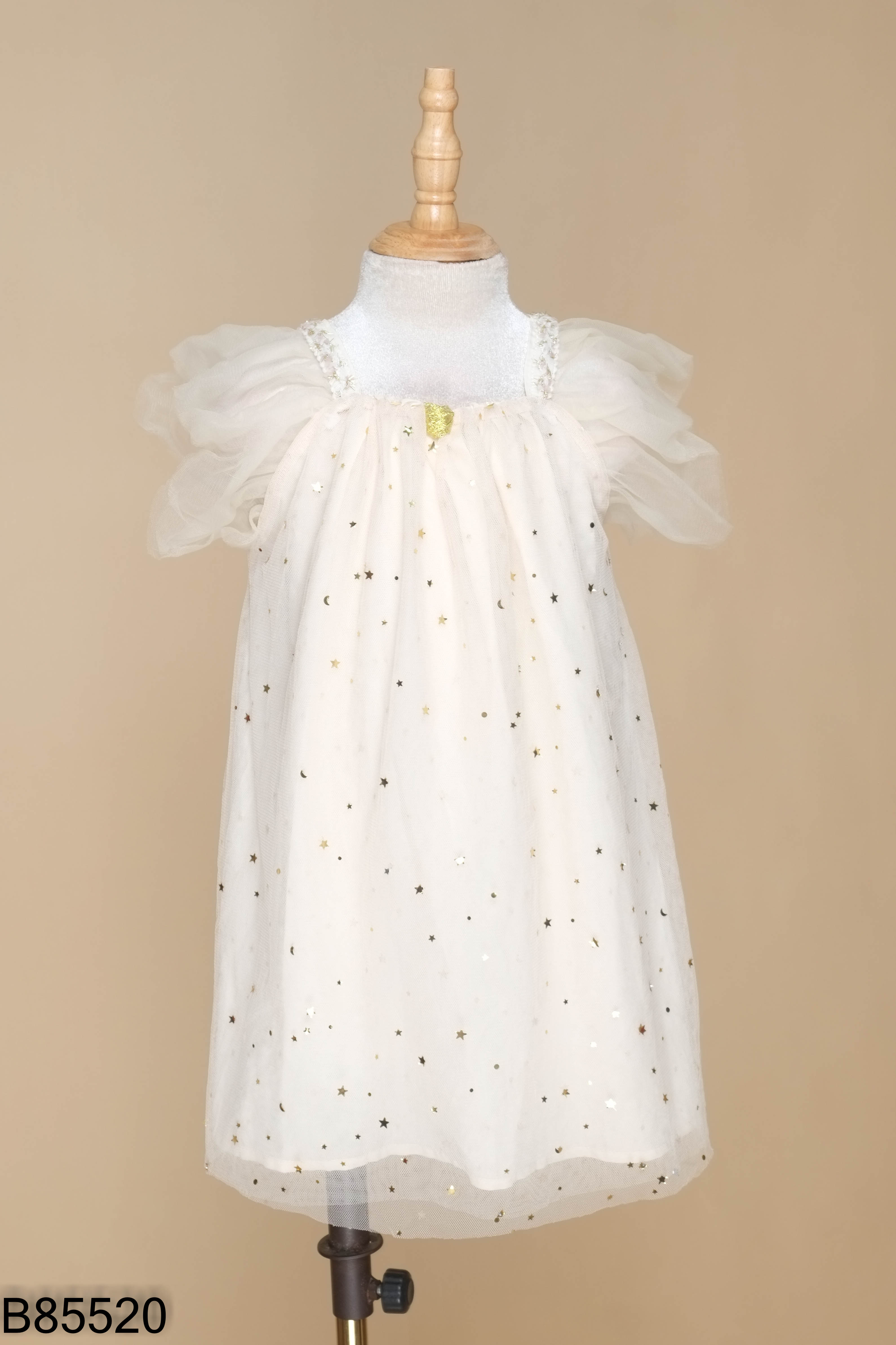 Váy lưới be họa tiết sao KIDS