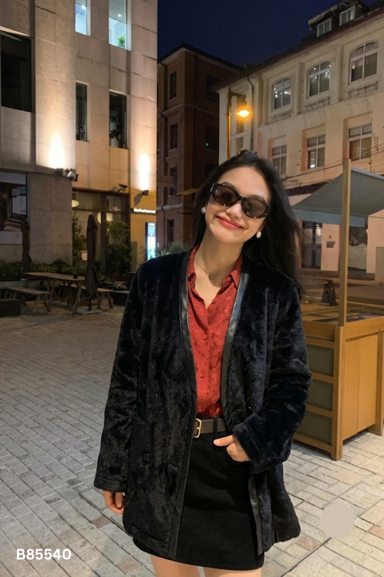 Áo khoác lông đen CHERRY FREE viền da