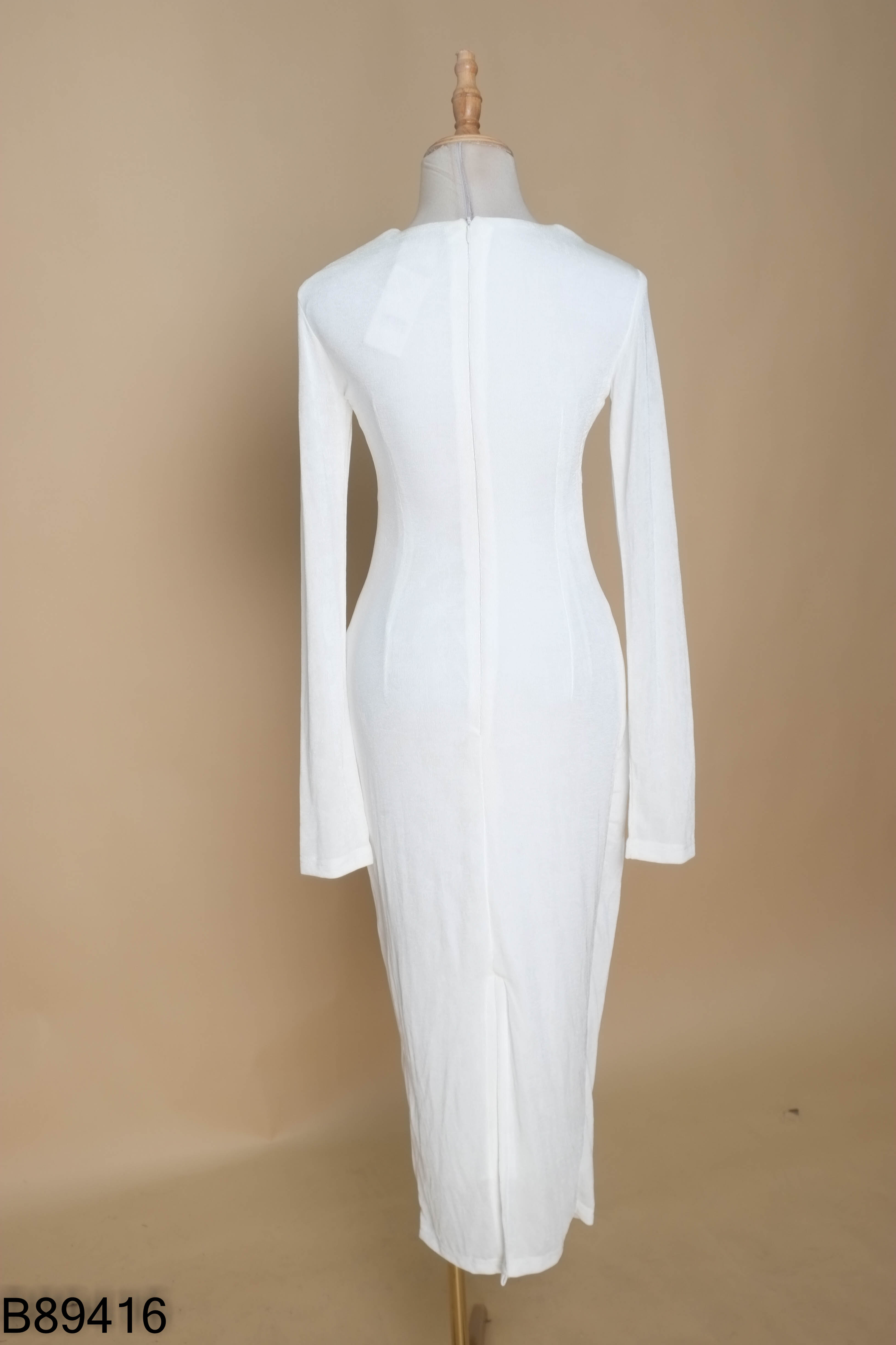 Váy trắng CHOUCHOU xoắn ngực