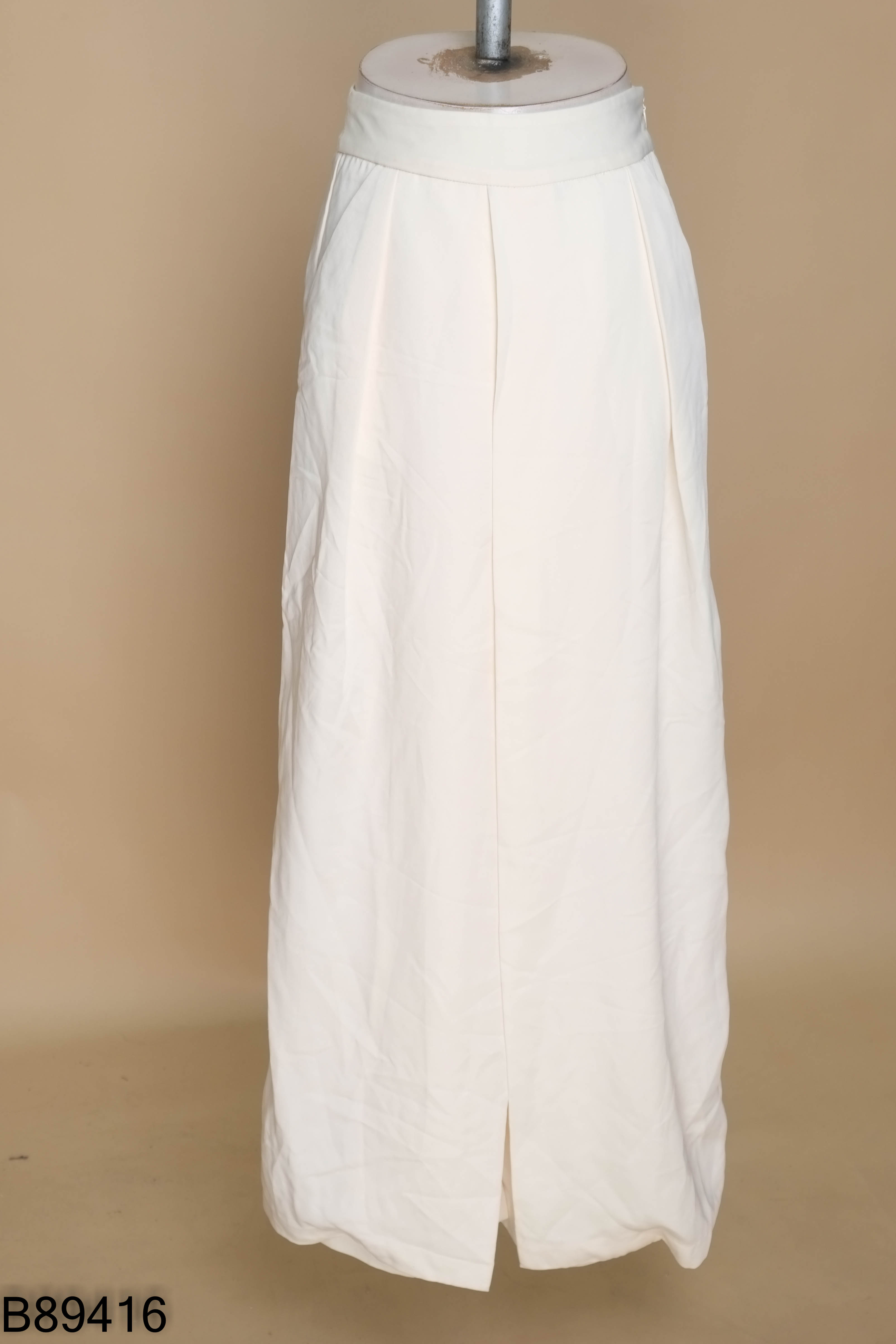 Quần be VERO MODA ống rộng