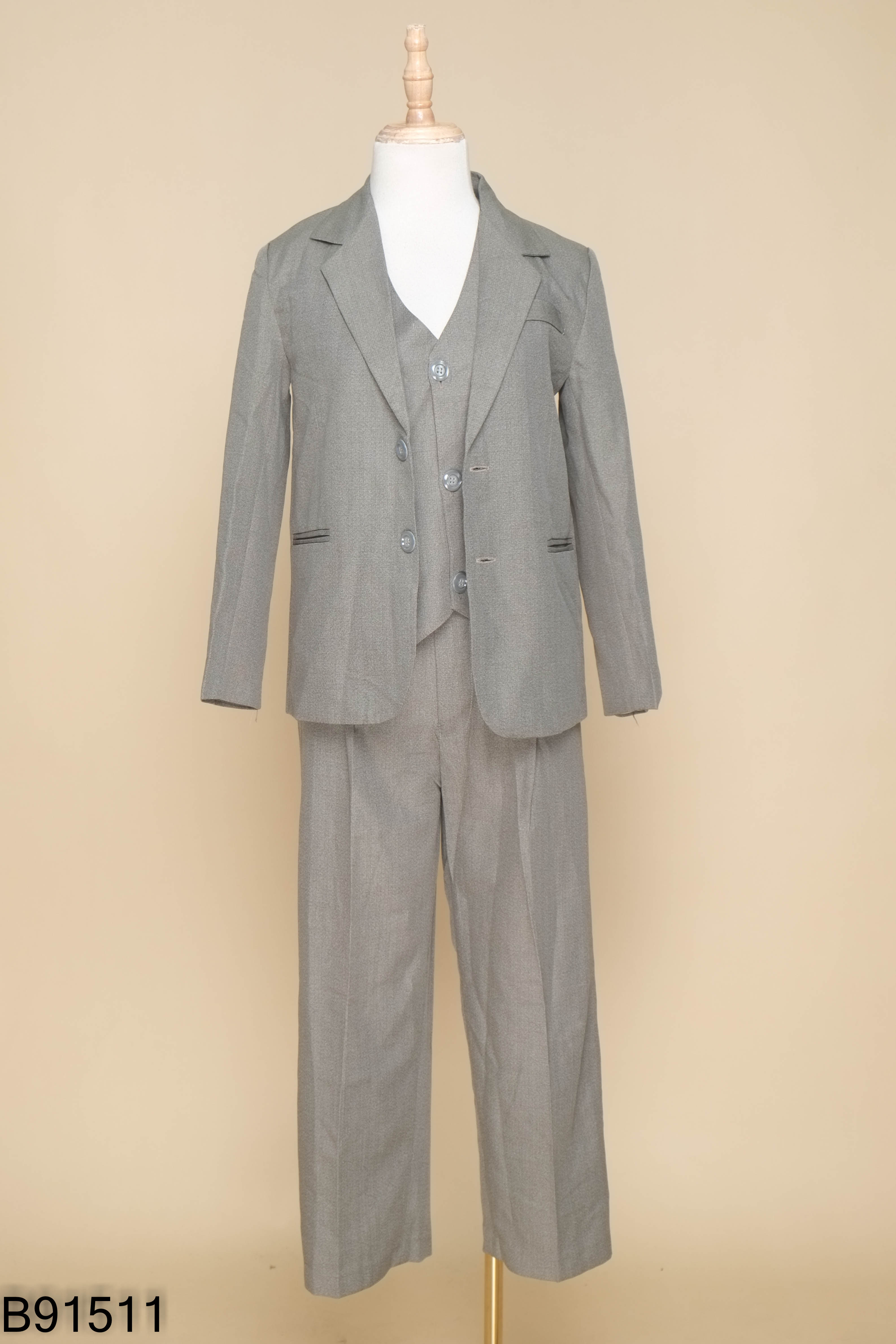 Set Áo vest ghi be + áo gile + quần dài