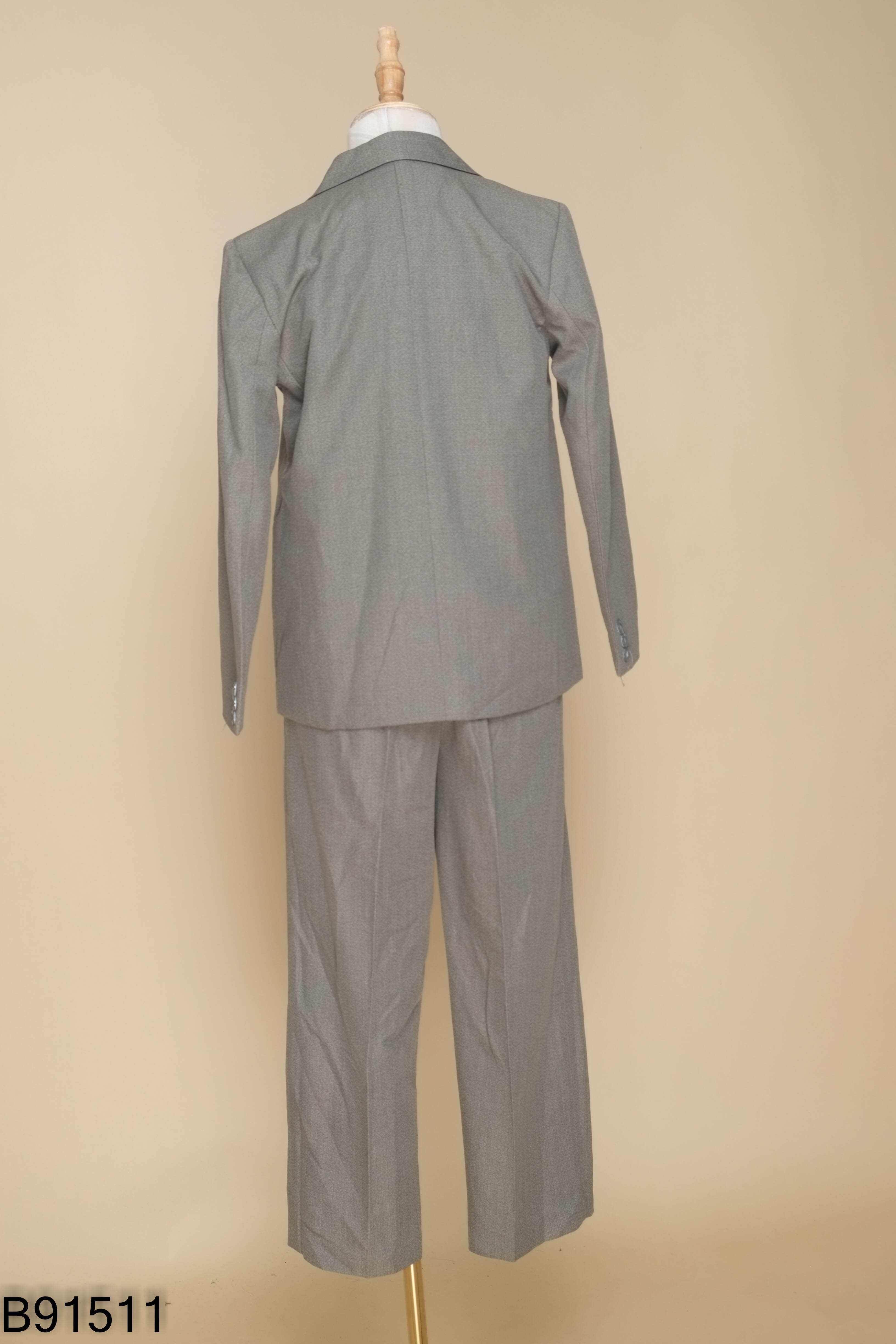 Set Áo vest ghi be + áo gile + quần dài