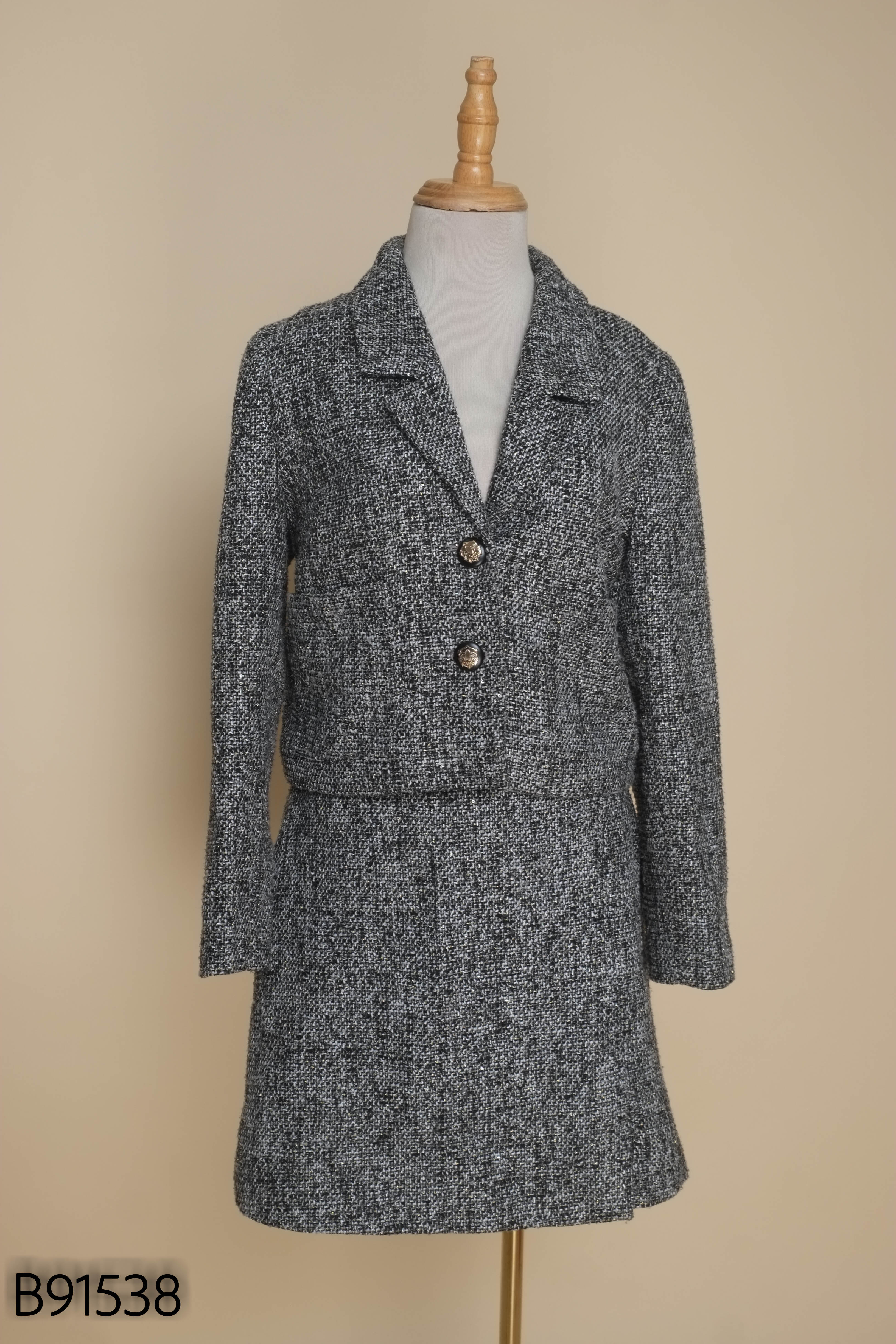 Set Áo tweed vest đen trắng NEVA + Chân váy
