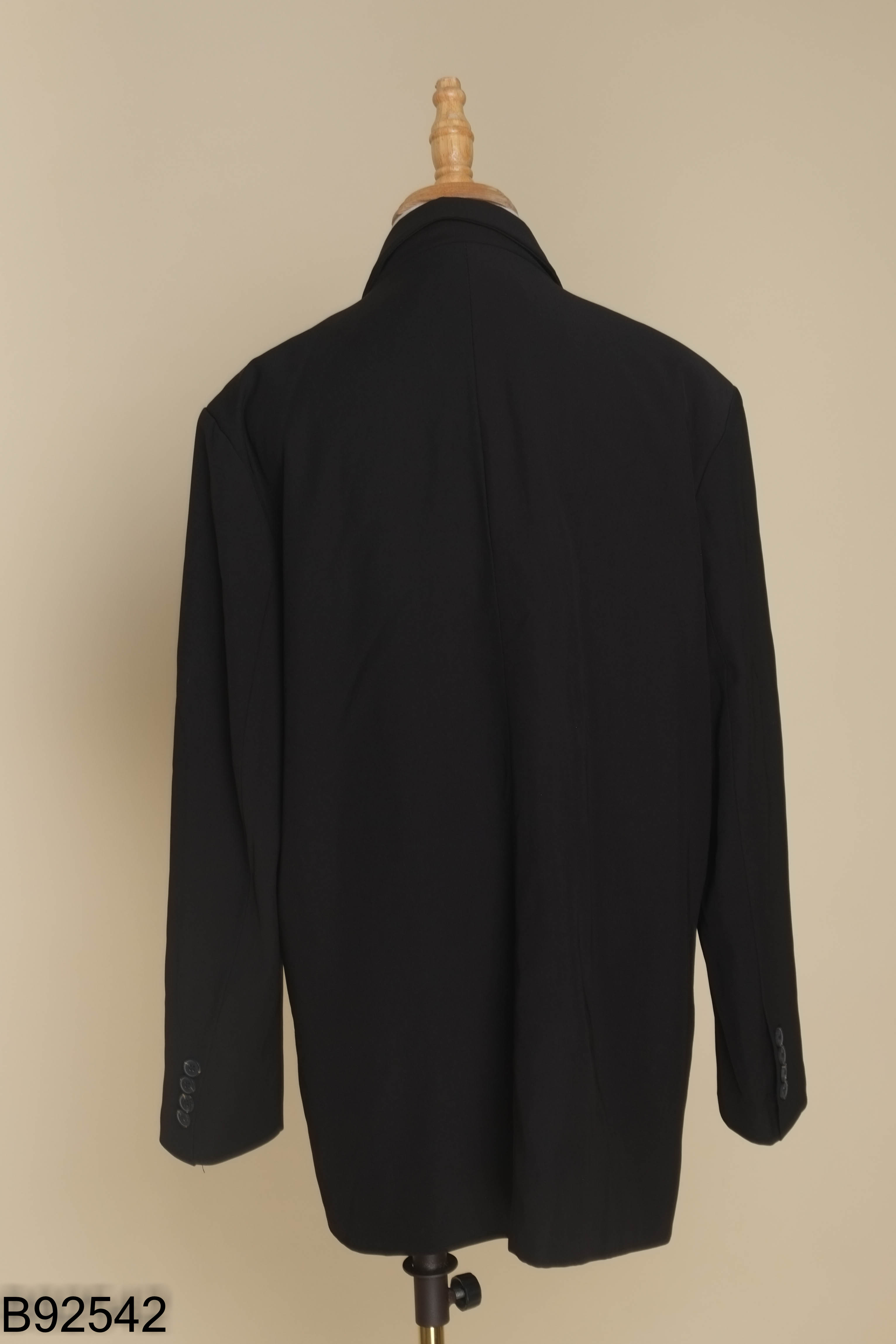Áo blazer đen trơn
