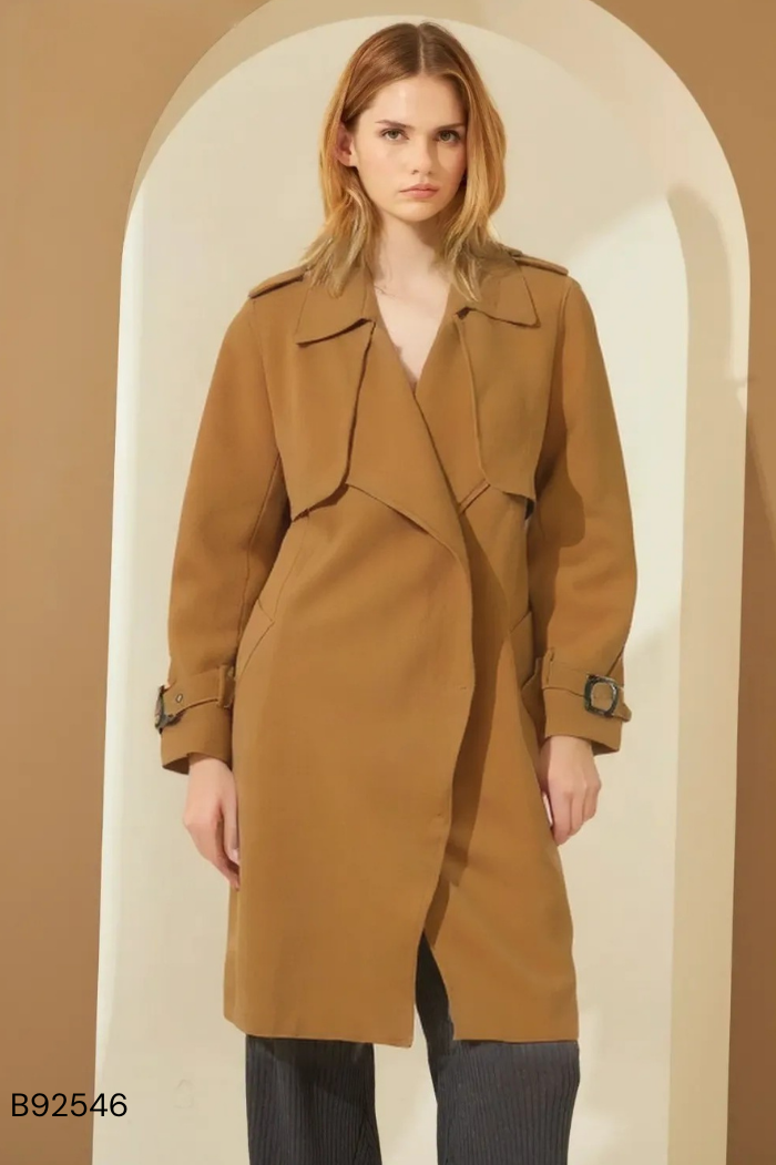 Áo khoác dạ be dáng dài