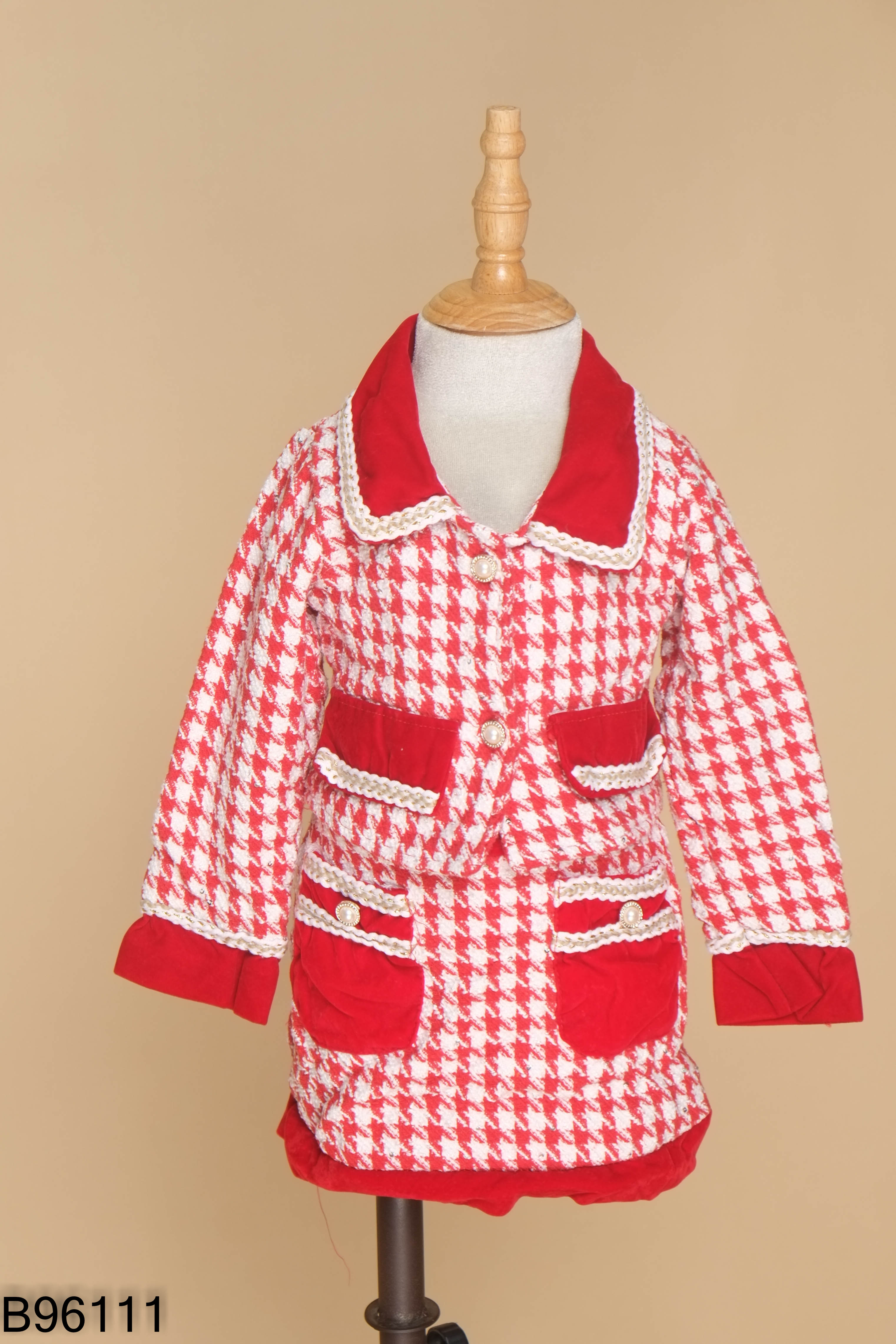 Set áo khoác + chân váy đỏ họa tiết KIDS