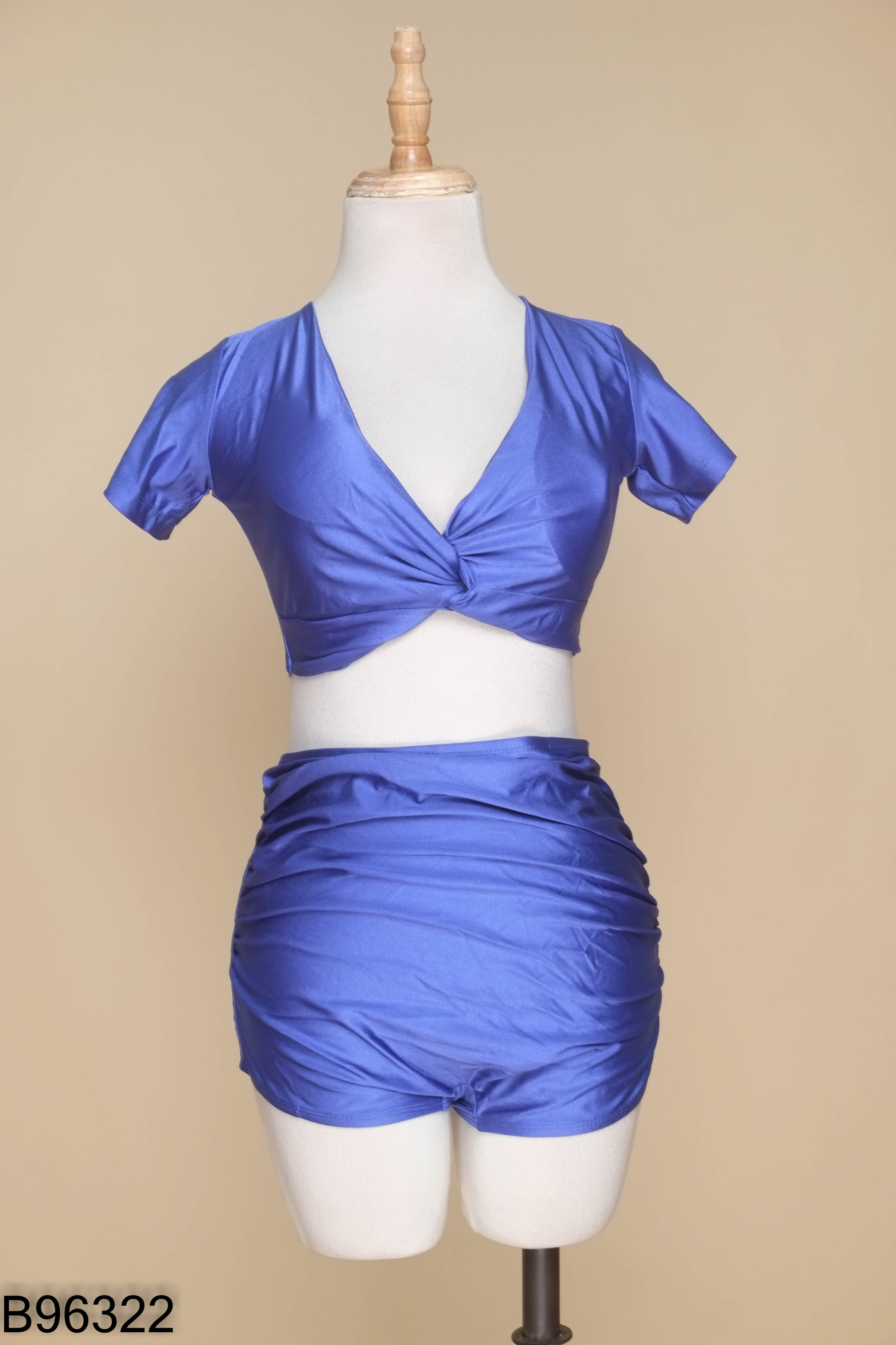 Set đồ bơi xanh