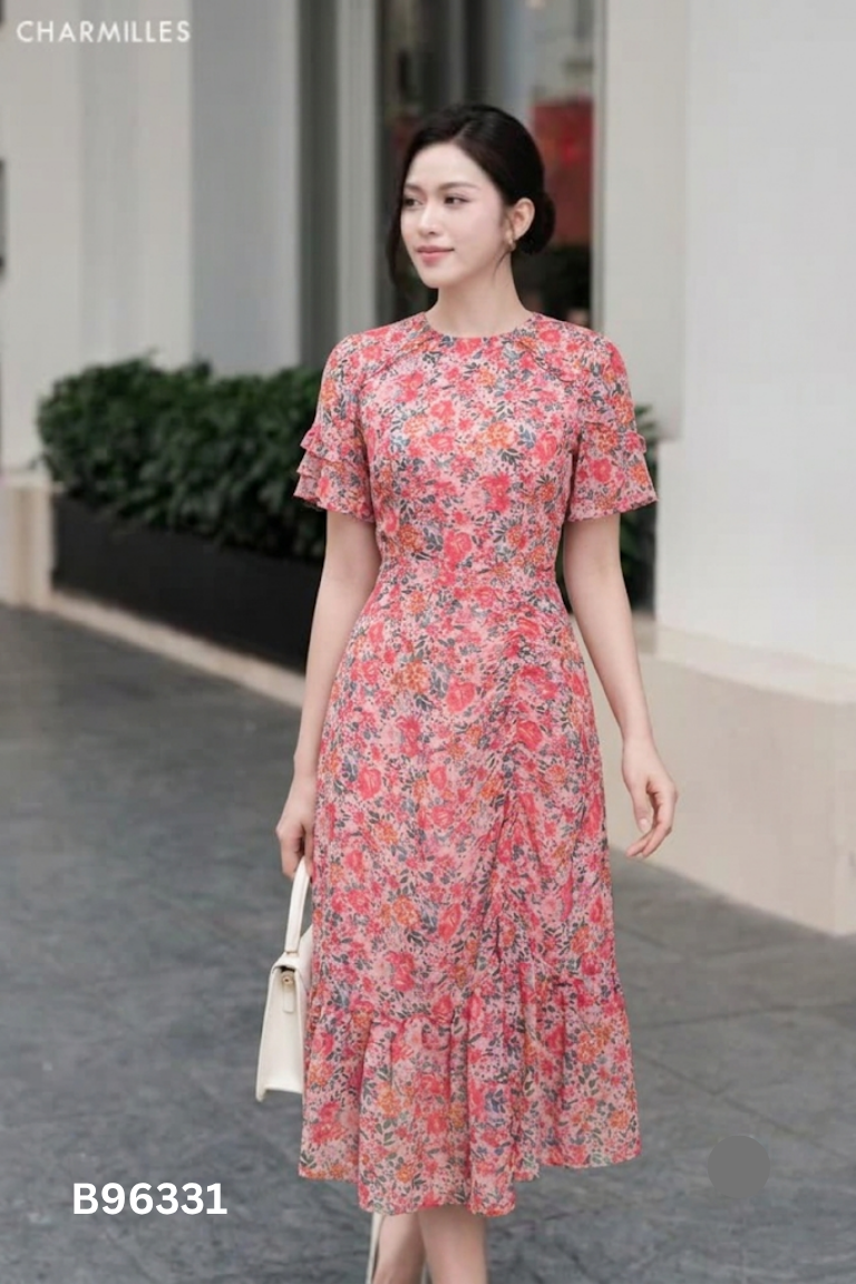 Váy GIIAN hồng nền hoa
