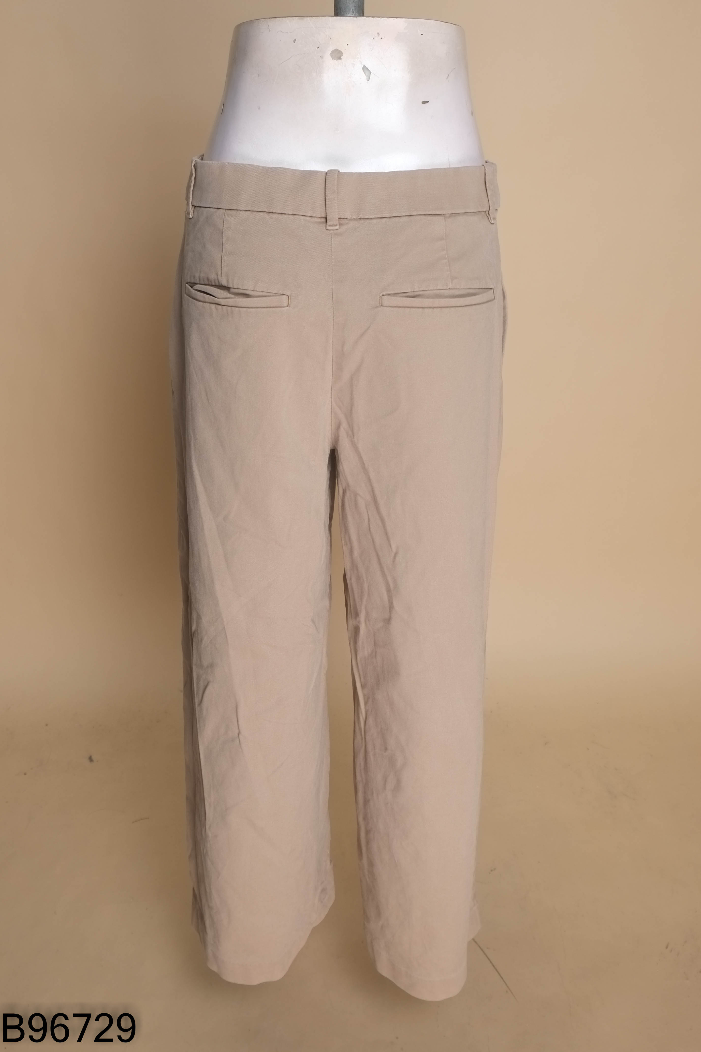 Quần UNIQLO kaki nâu