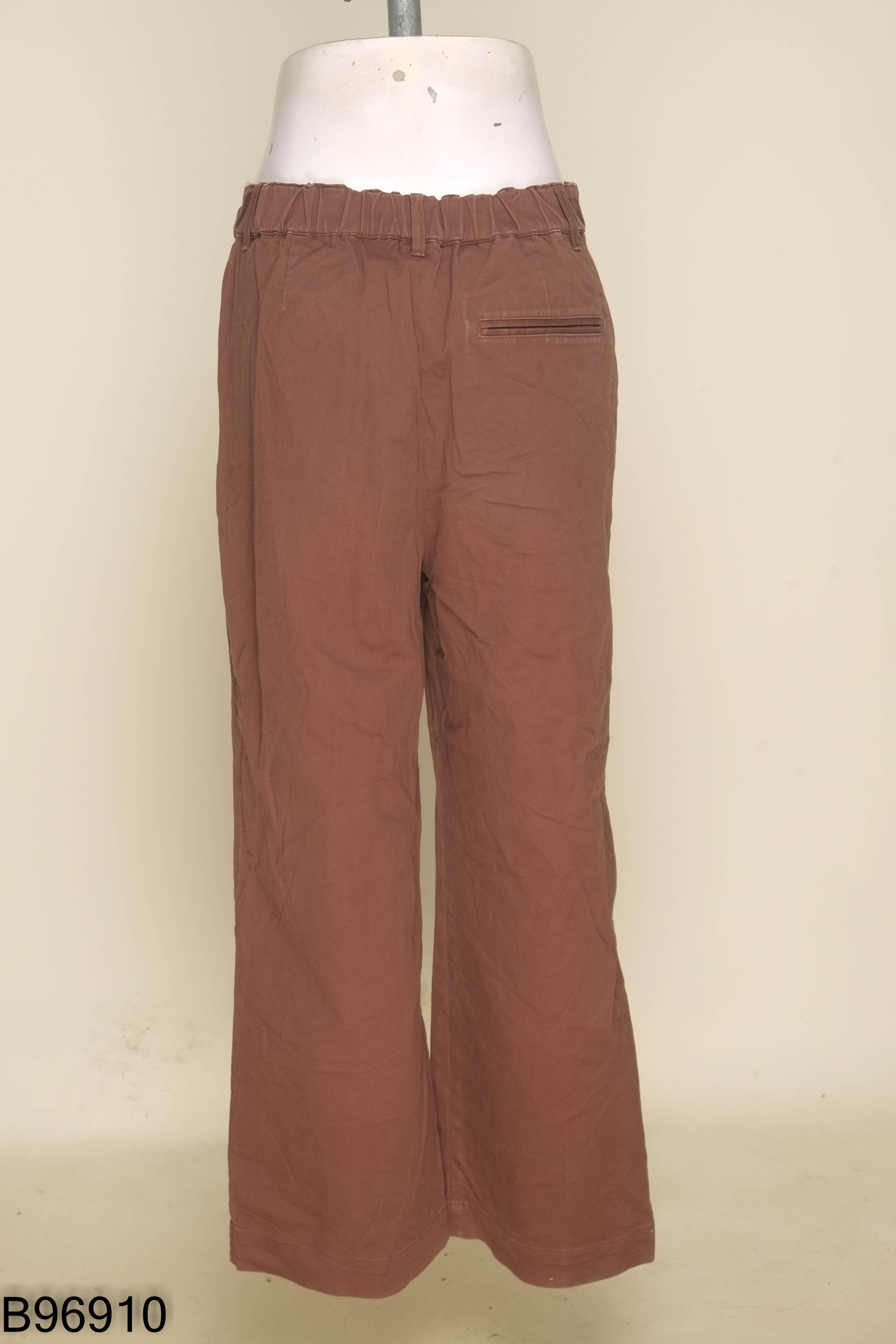 Quần kaki nâu trơn