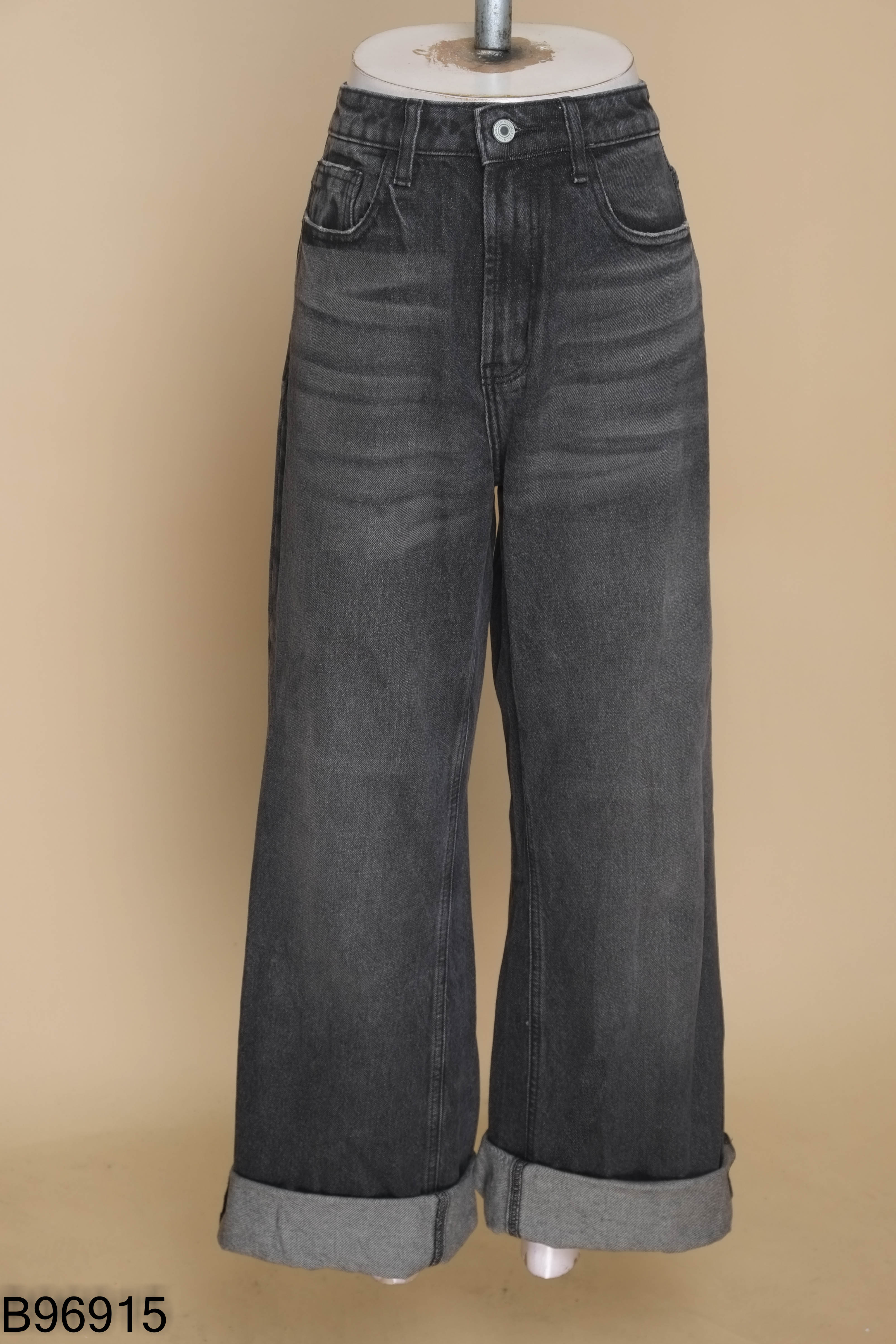 Quần jeans EDITION suông xám