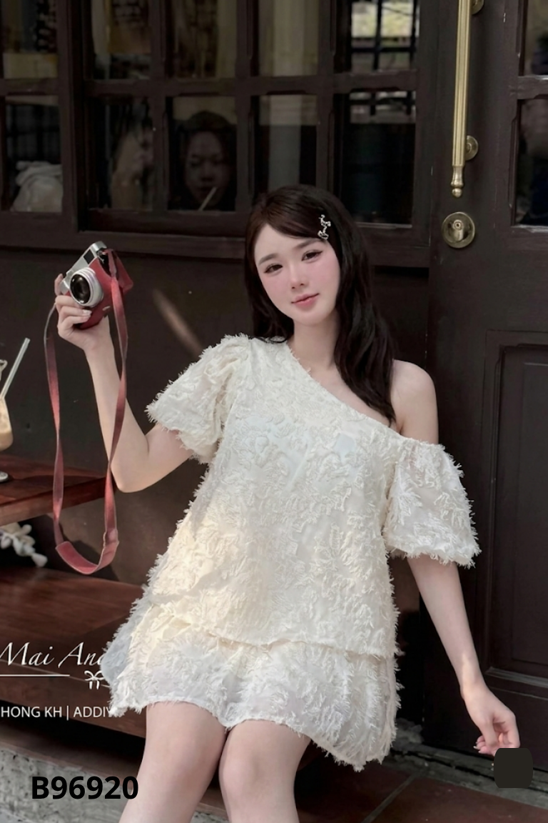 Áo kiểu be trễ vai