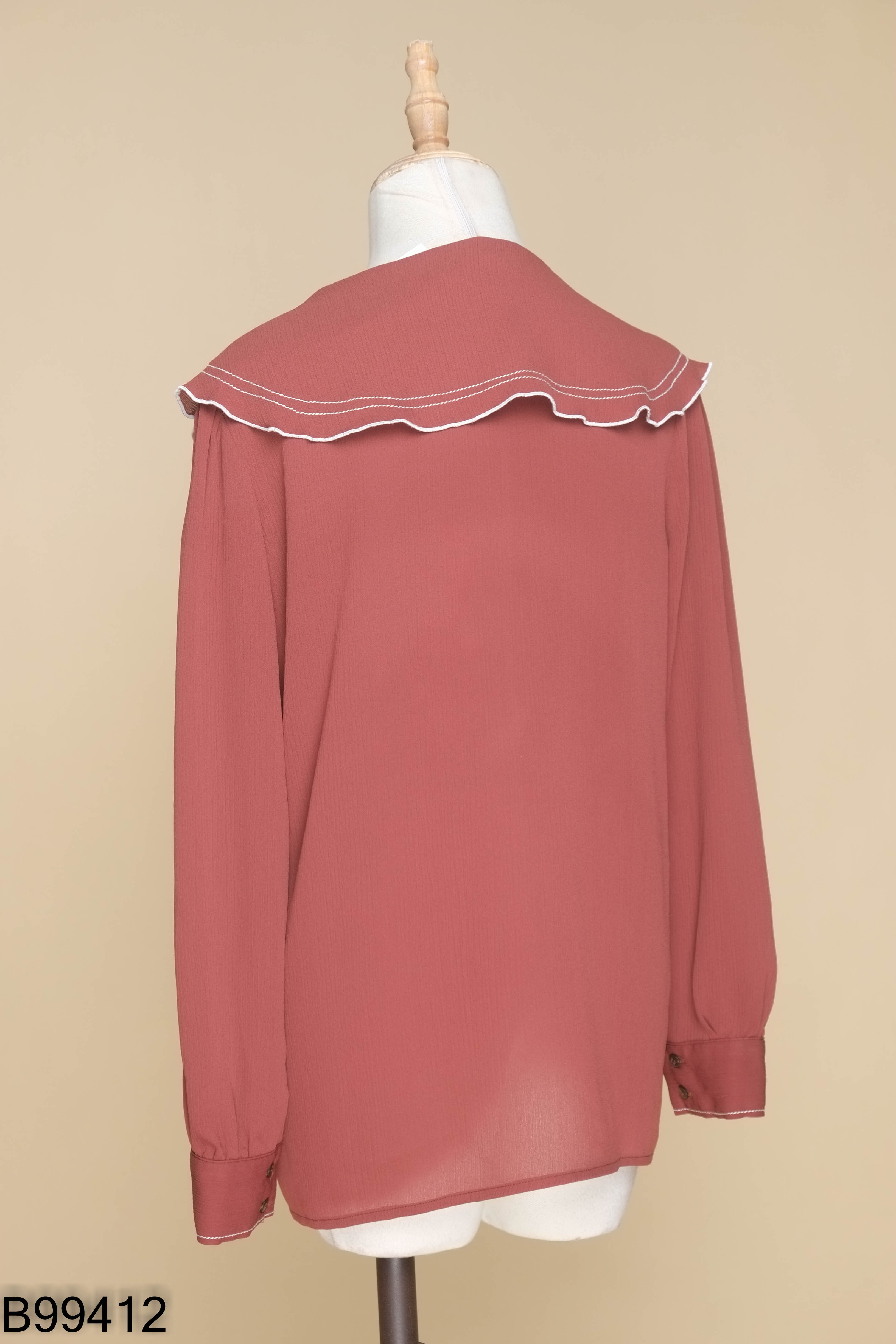 Áo sơ mi đỏ nâu 92WEAR nữ tính