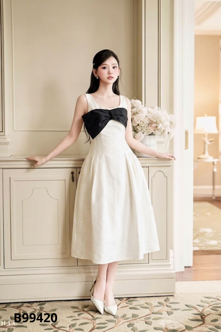 Váy trắng nơ ngực