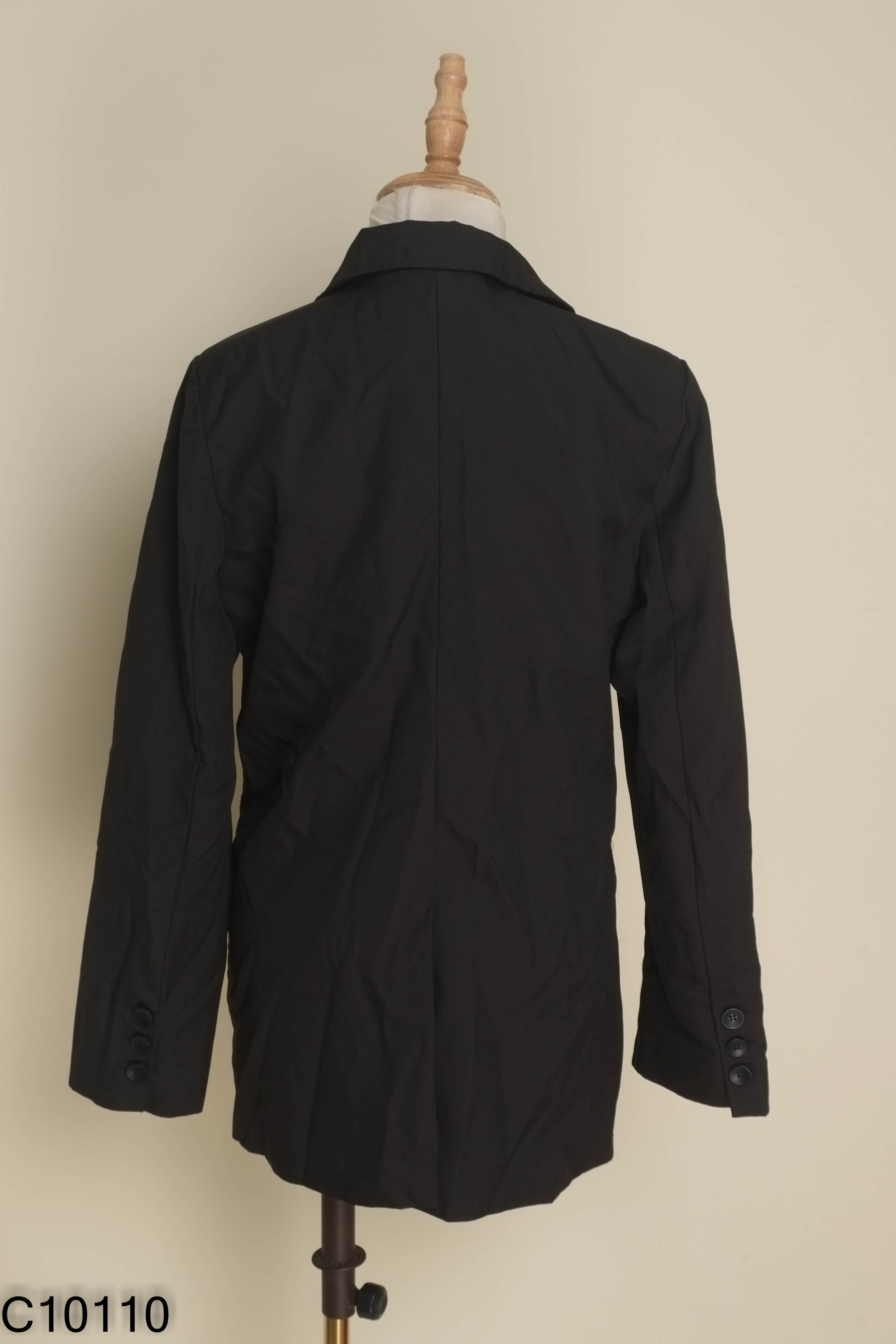 Áo khoác blazers đen cổ vest