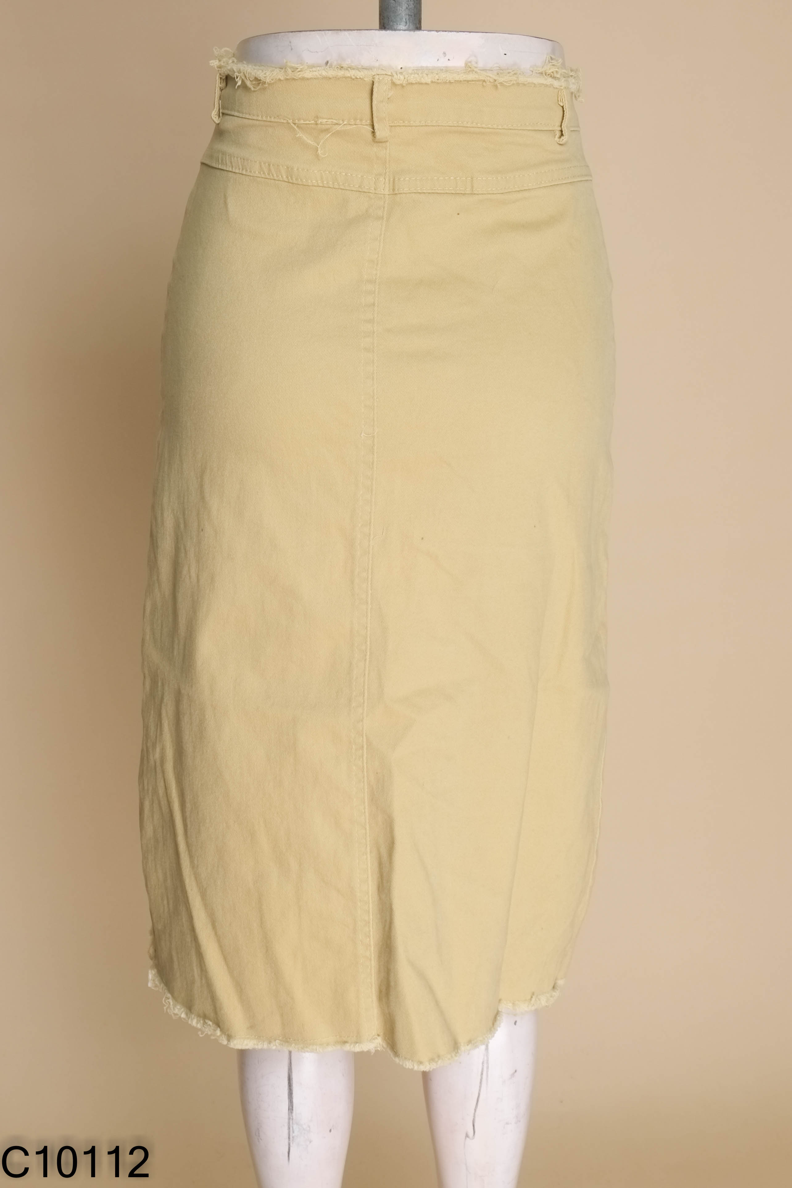 Chân váy jeans vàng