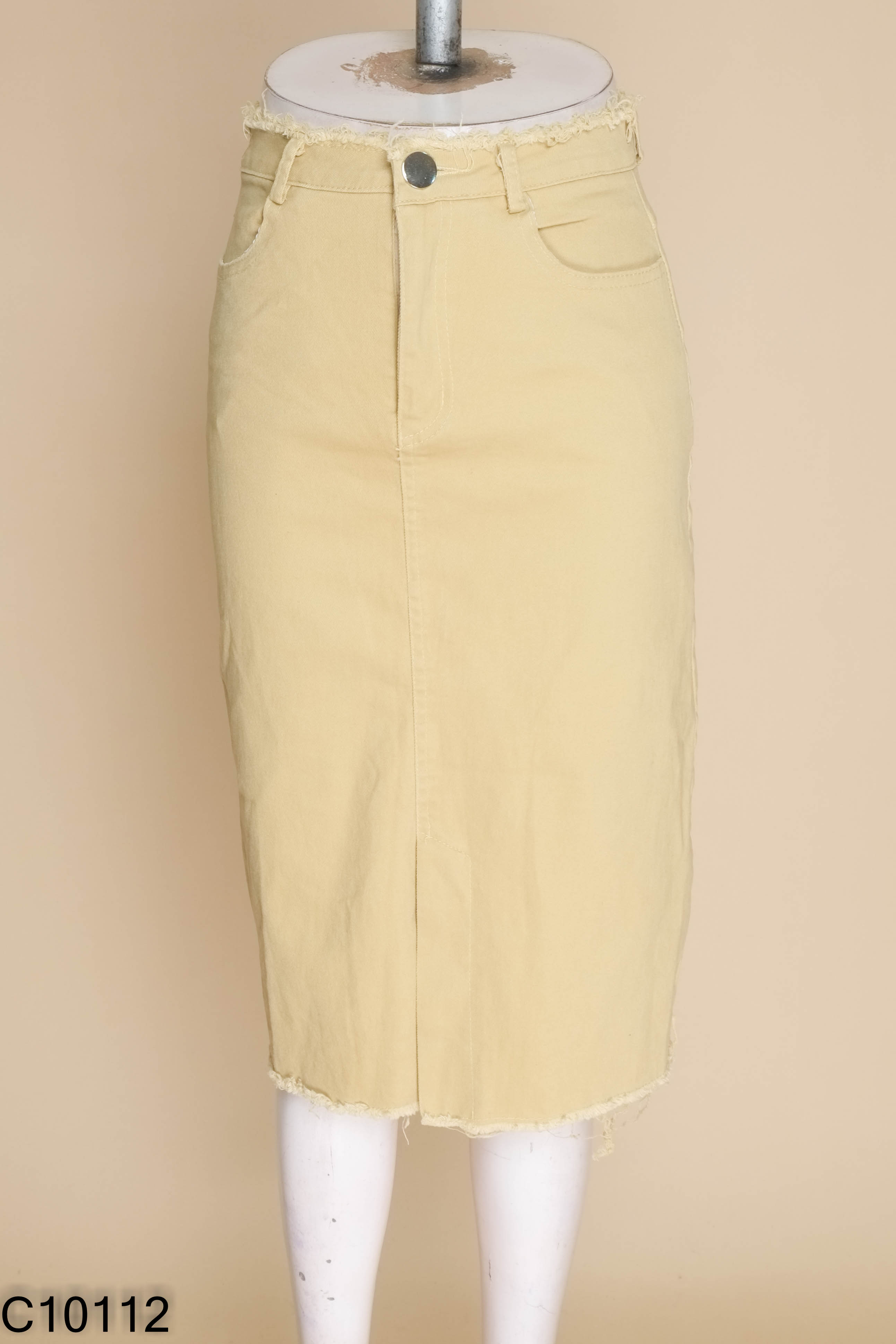 Chân váy jeans vàng