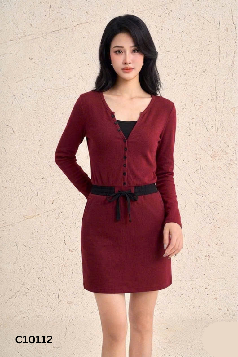 Váy tăm nhung đỏ