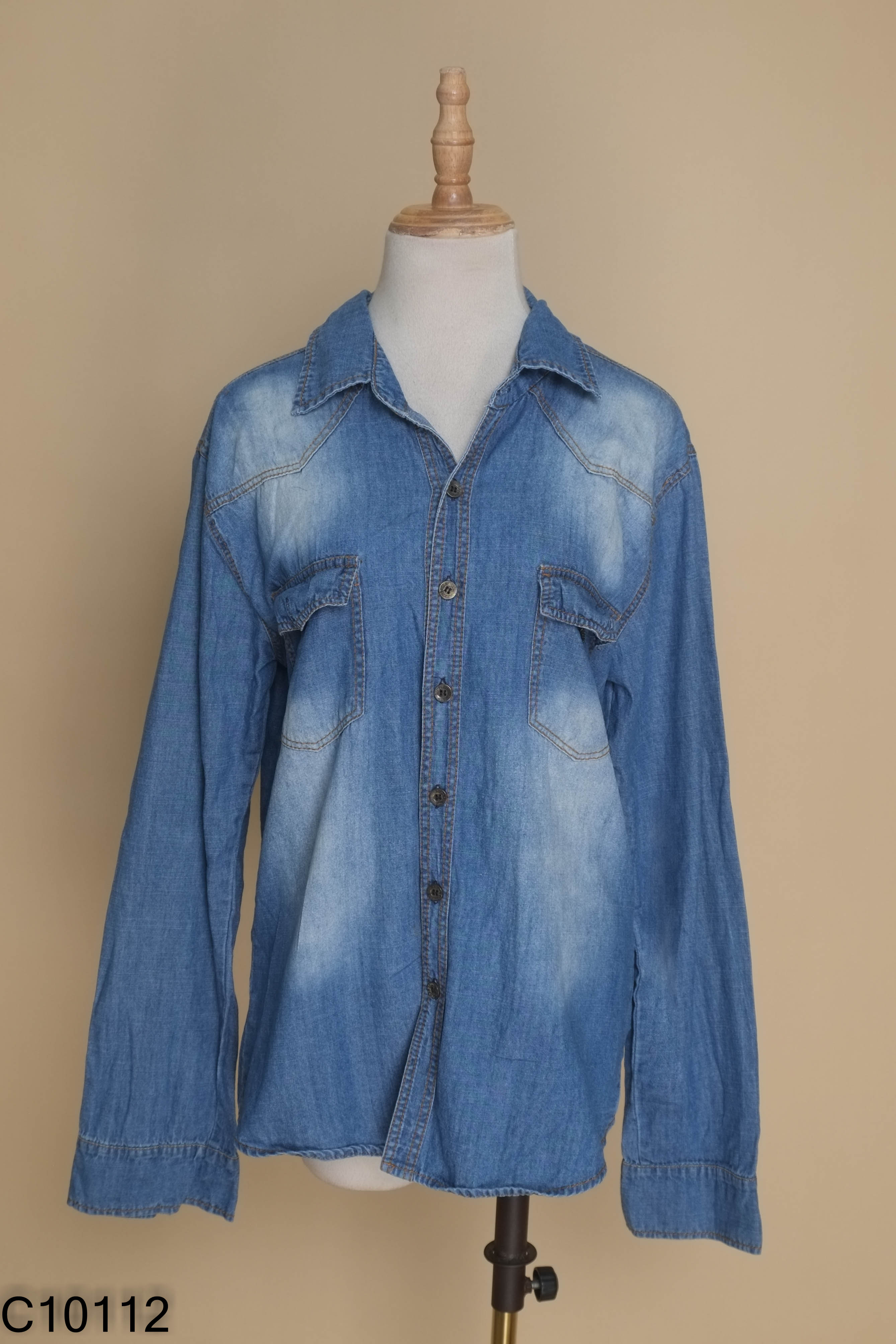 Áo sơ mi jeans xanh