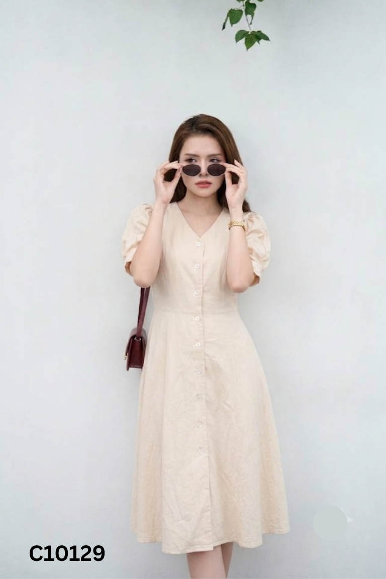 Váy be cài khuy cổ V