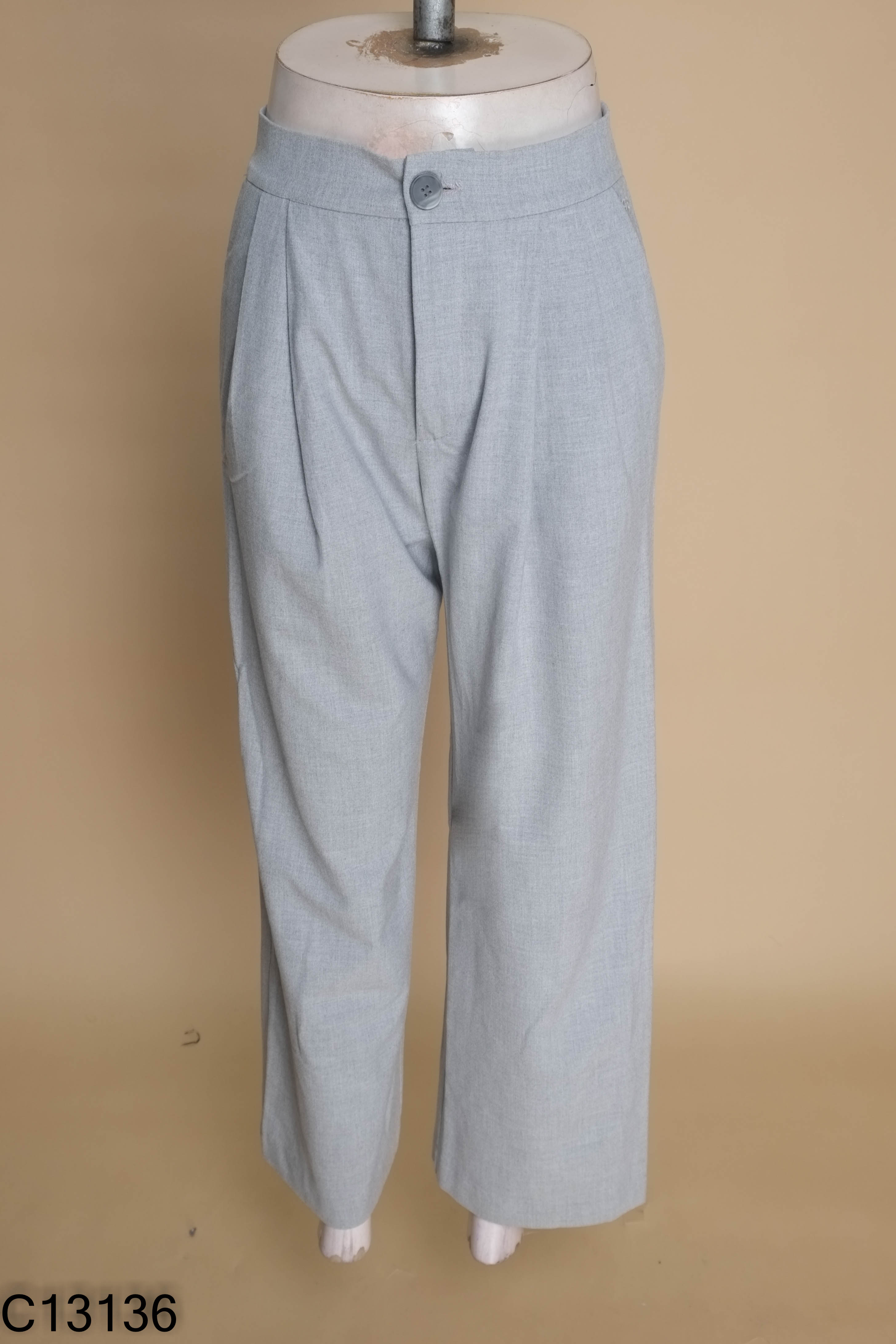 Quần suông PULL BEAR xám (cắt tag)