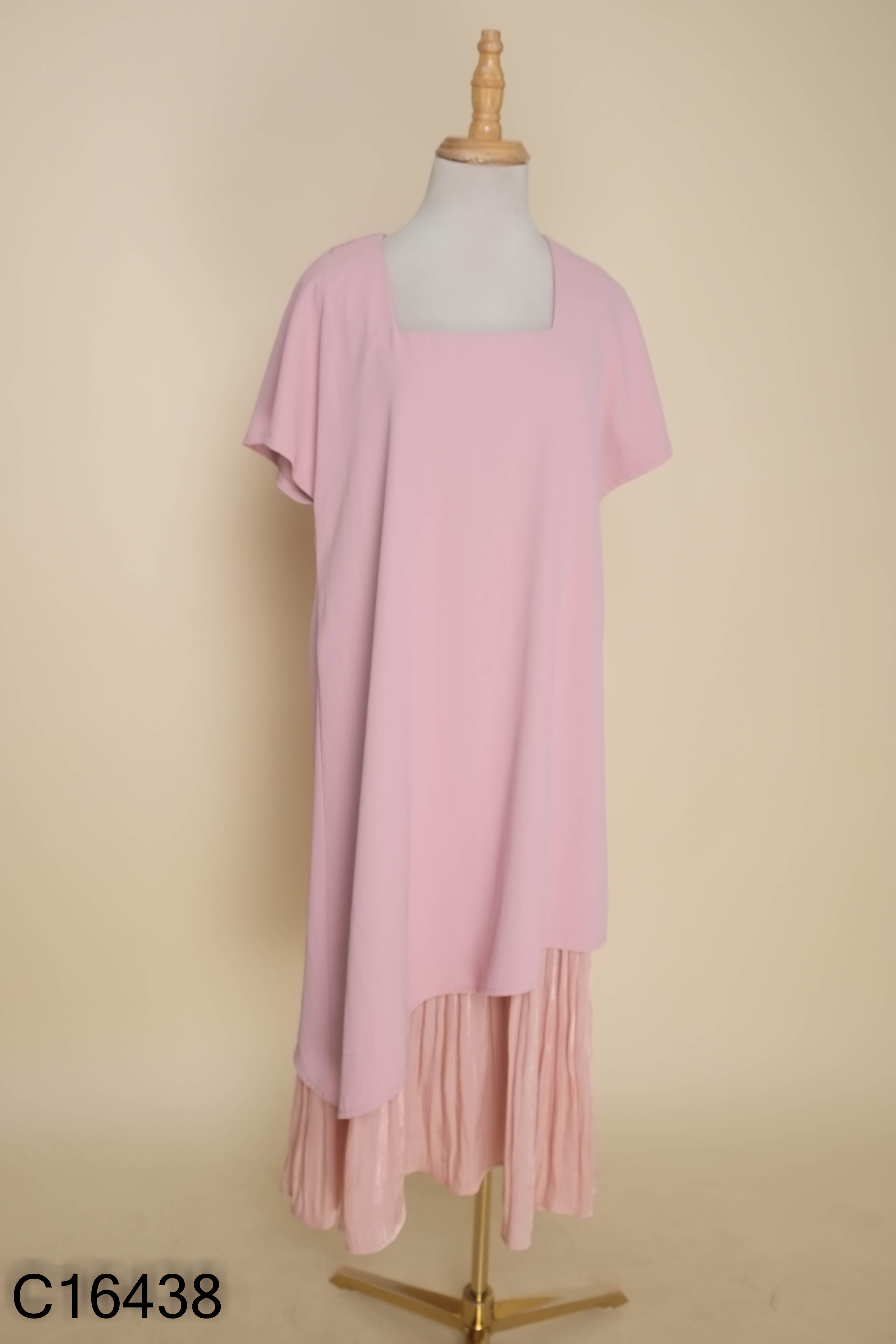 Áo PETBYCHANG hồng cổ vuông